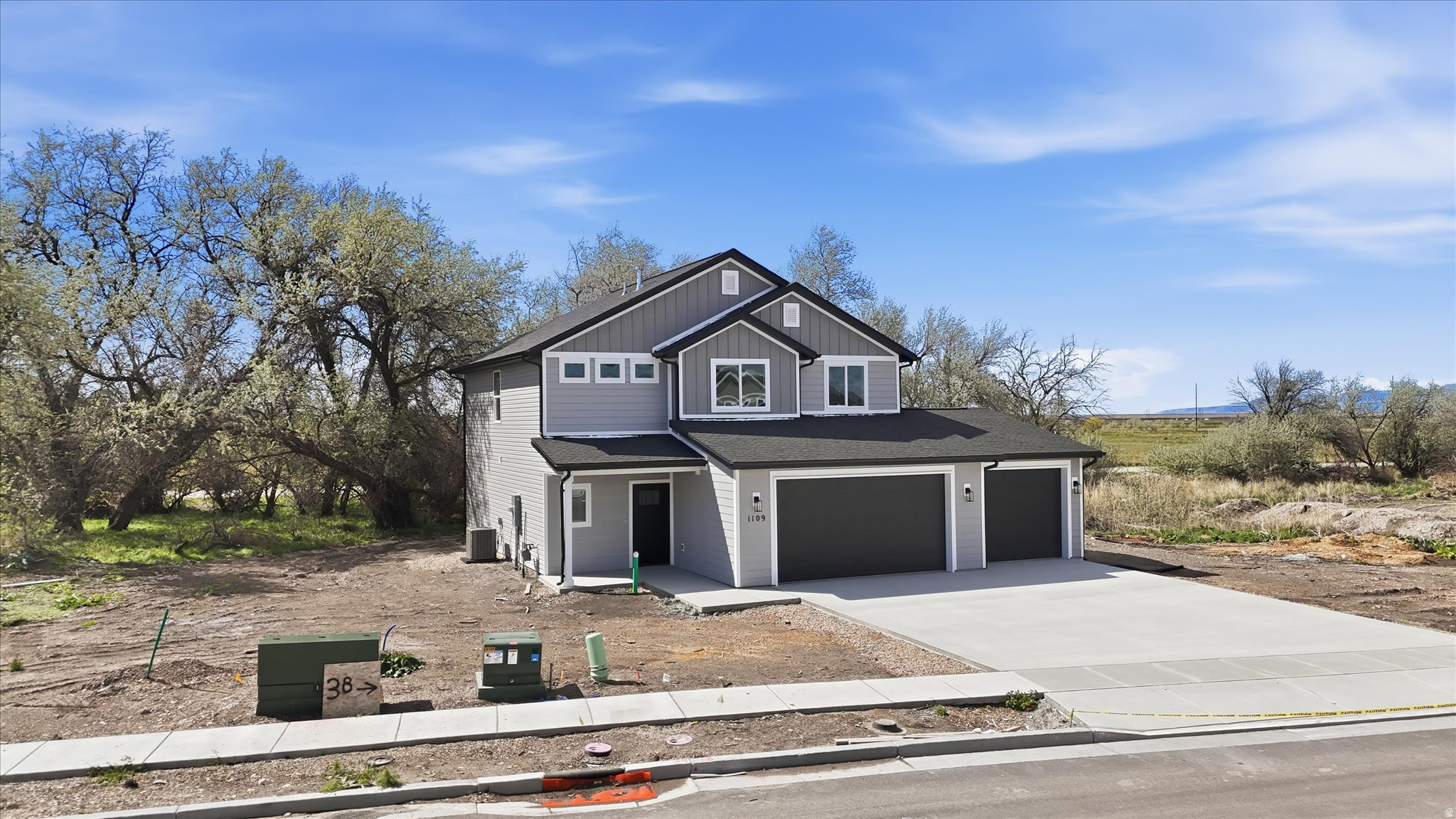 SPRING CREEK - Residential