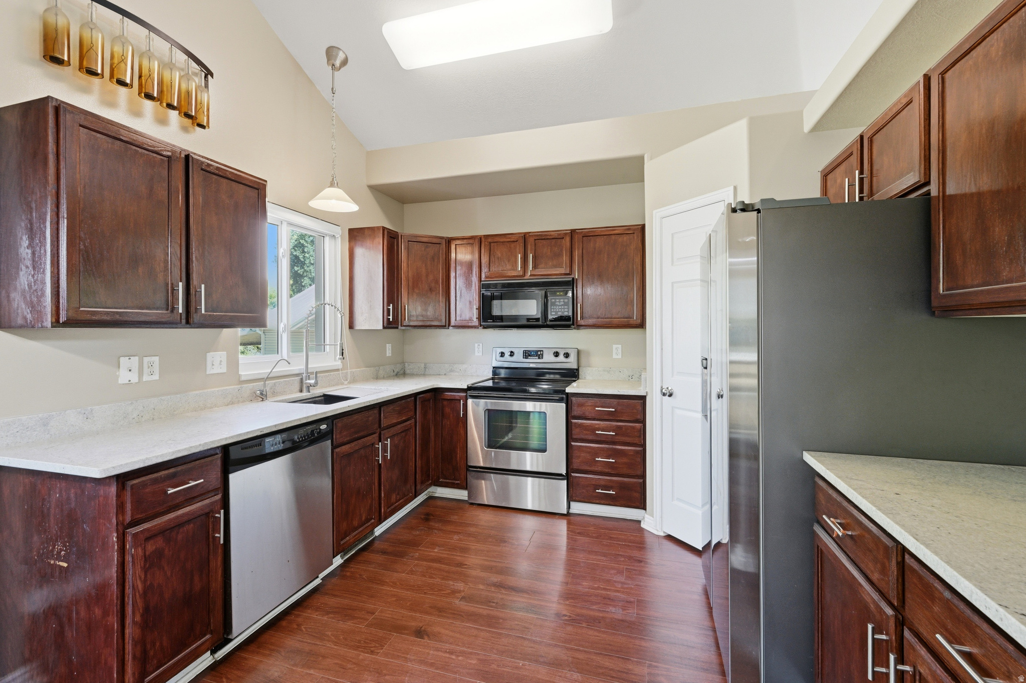 ROYAL VISTA - Residential