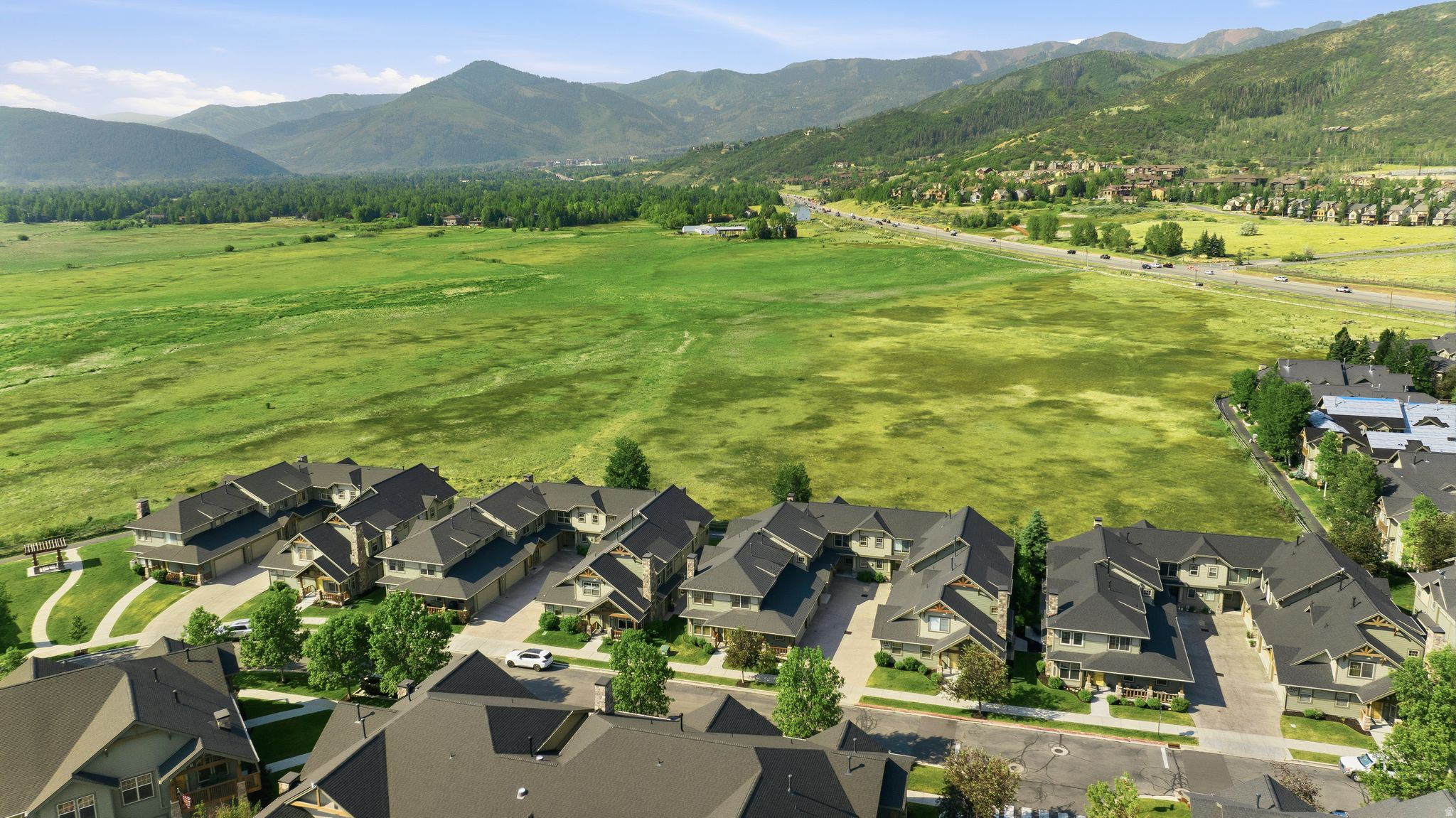 FOX POINT AT REDSTONE - Residential