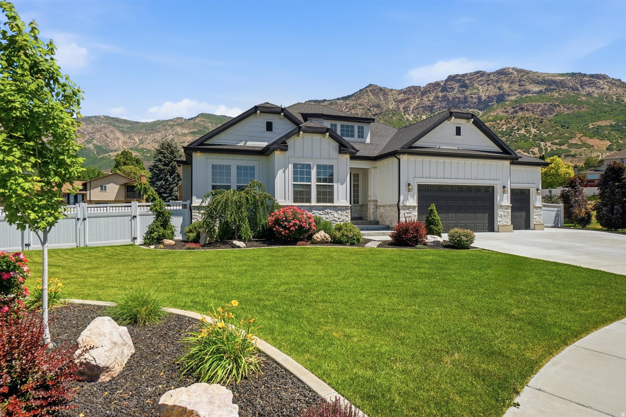 OAKMONT ESTATES - Residential
