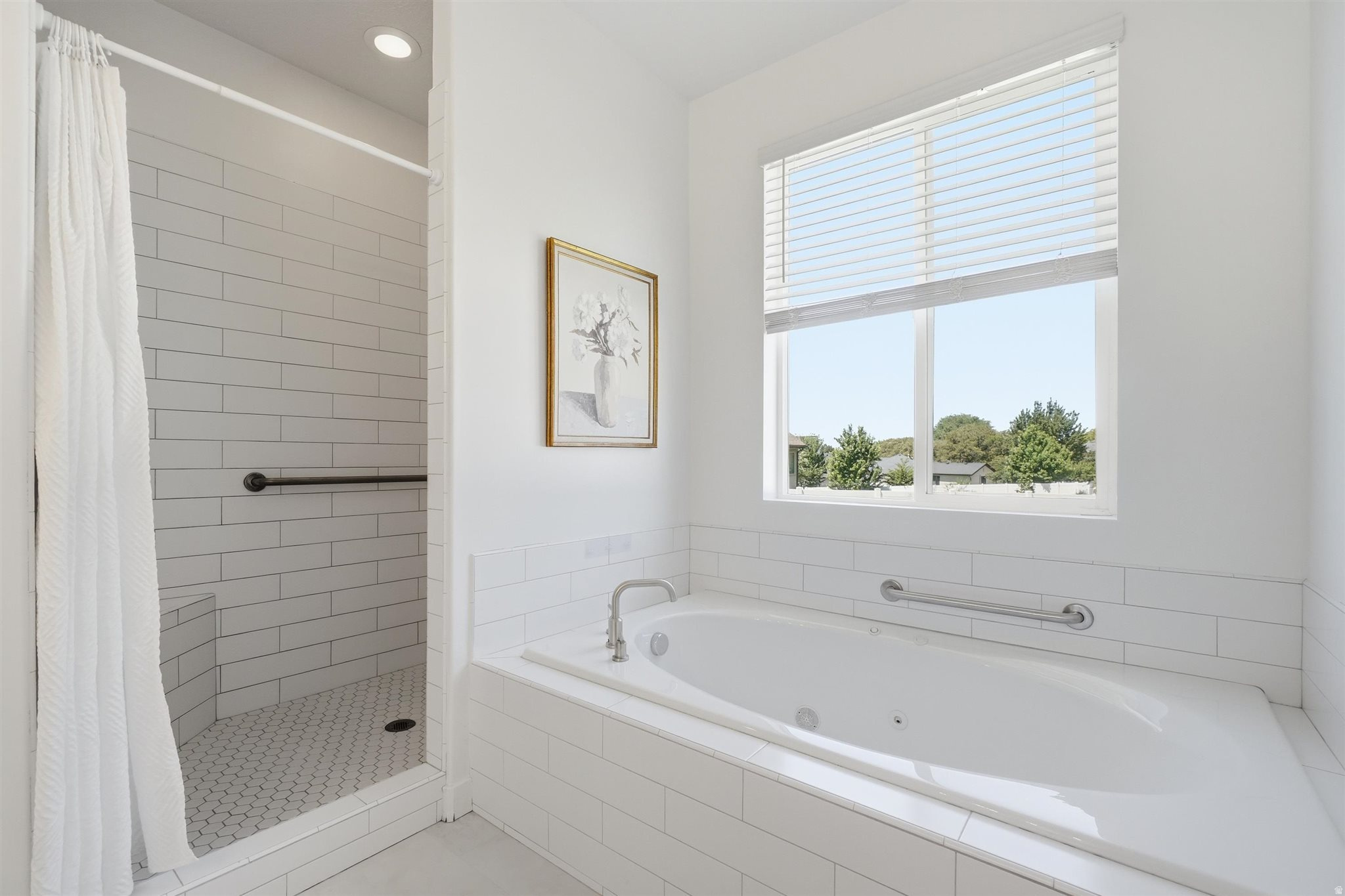 OAKMONT ESTATES - Residential