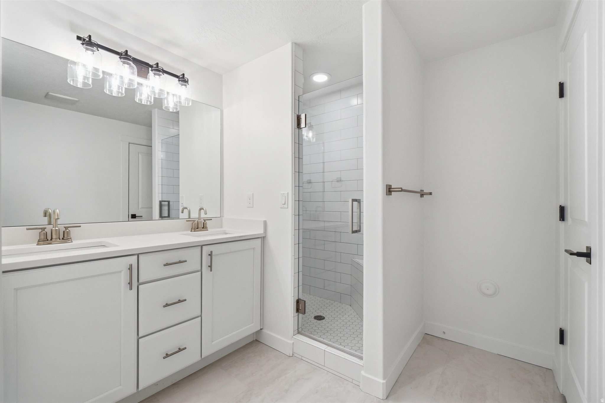 OAKMONT ESTATES - Residential