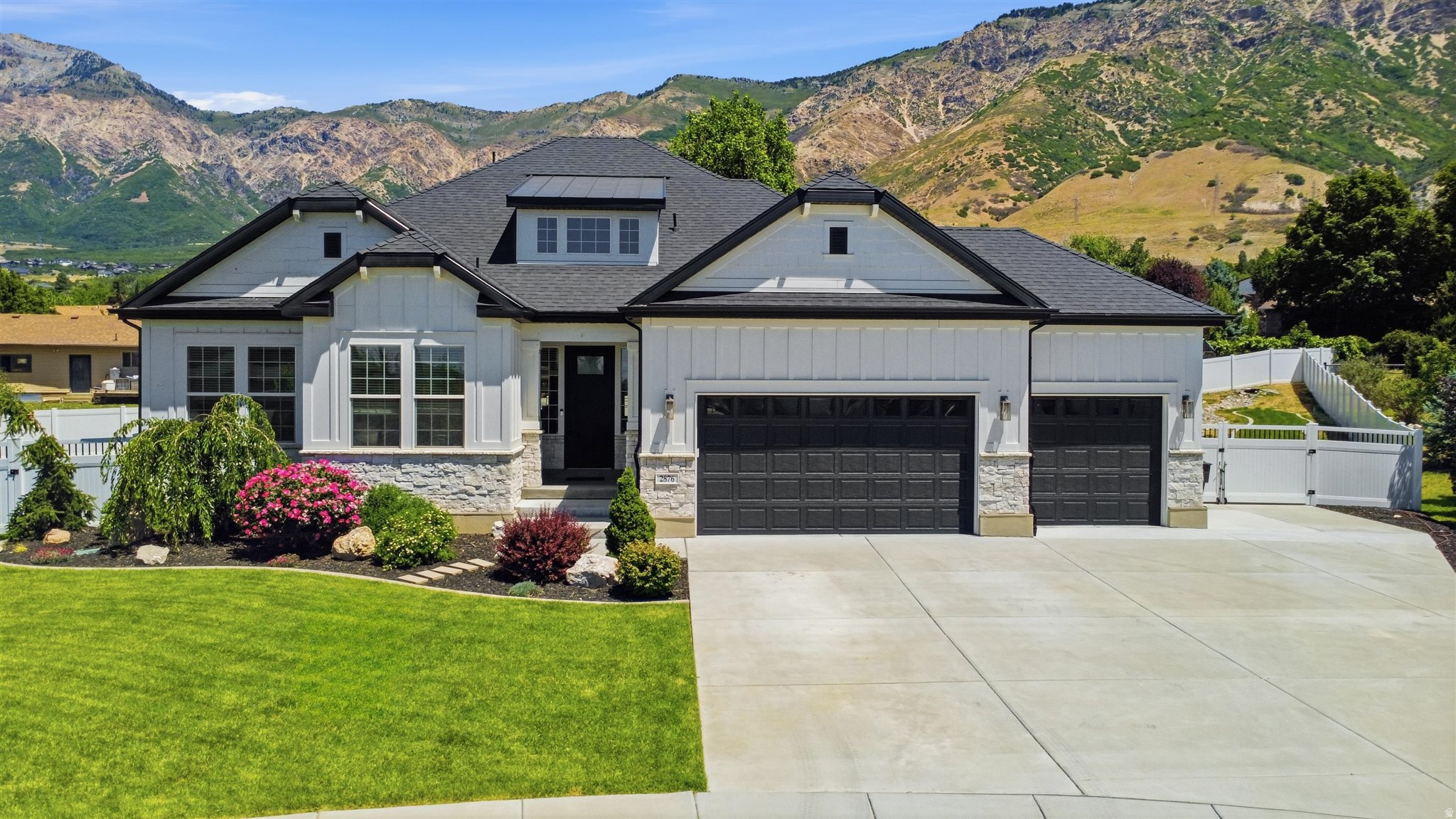 OAKMONT ESTATES - Residential