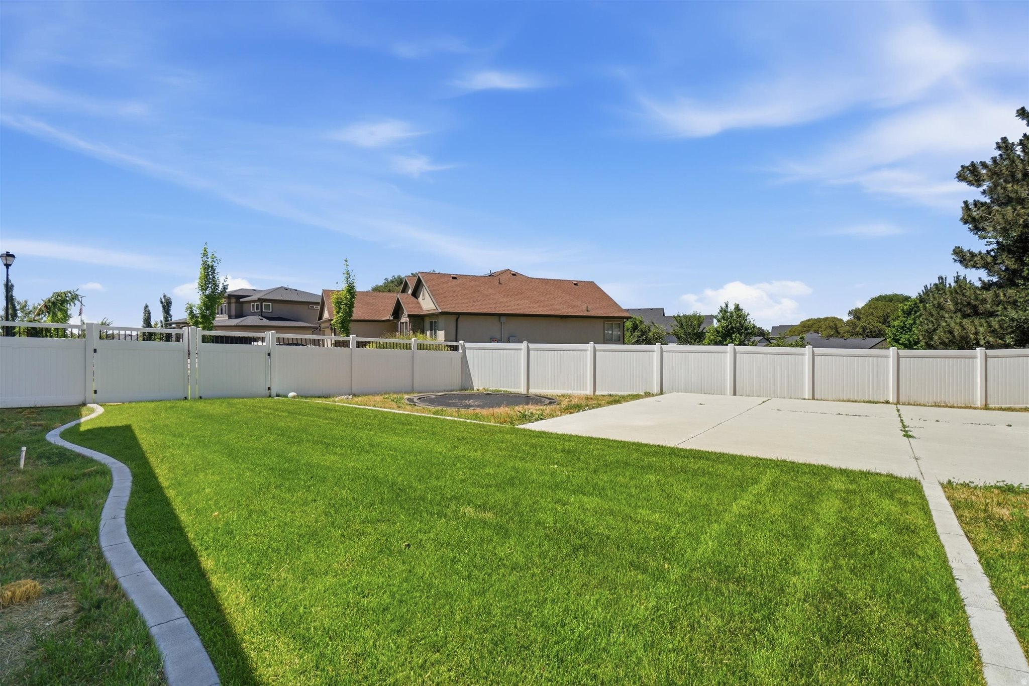 OAKMONT ESTATES - Residential