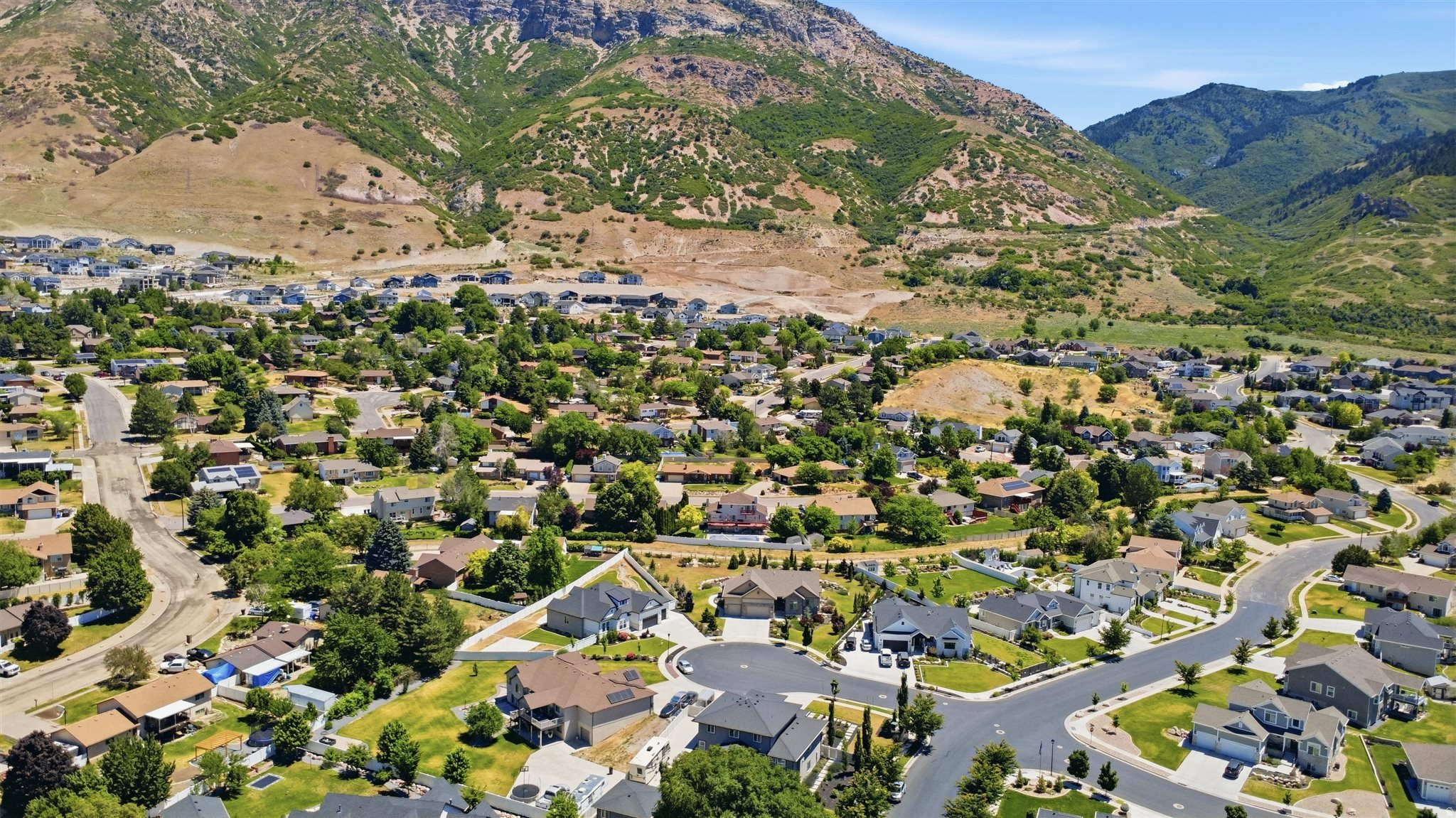 OAKMONT ESTATES - Residential