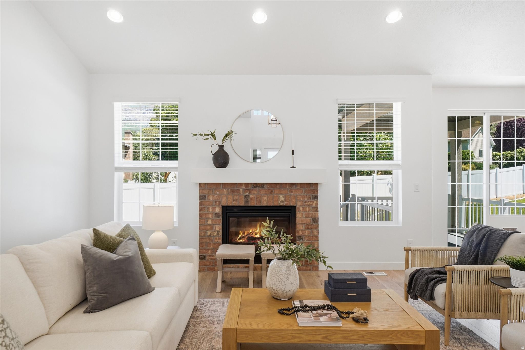 OAKMONT ESTATES - Residential