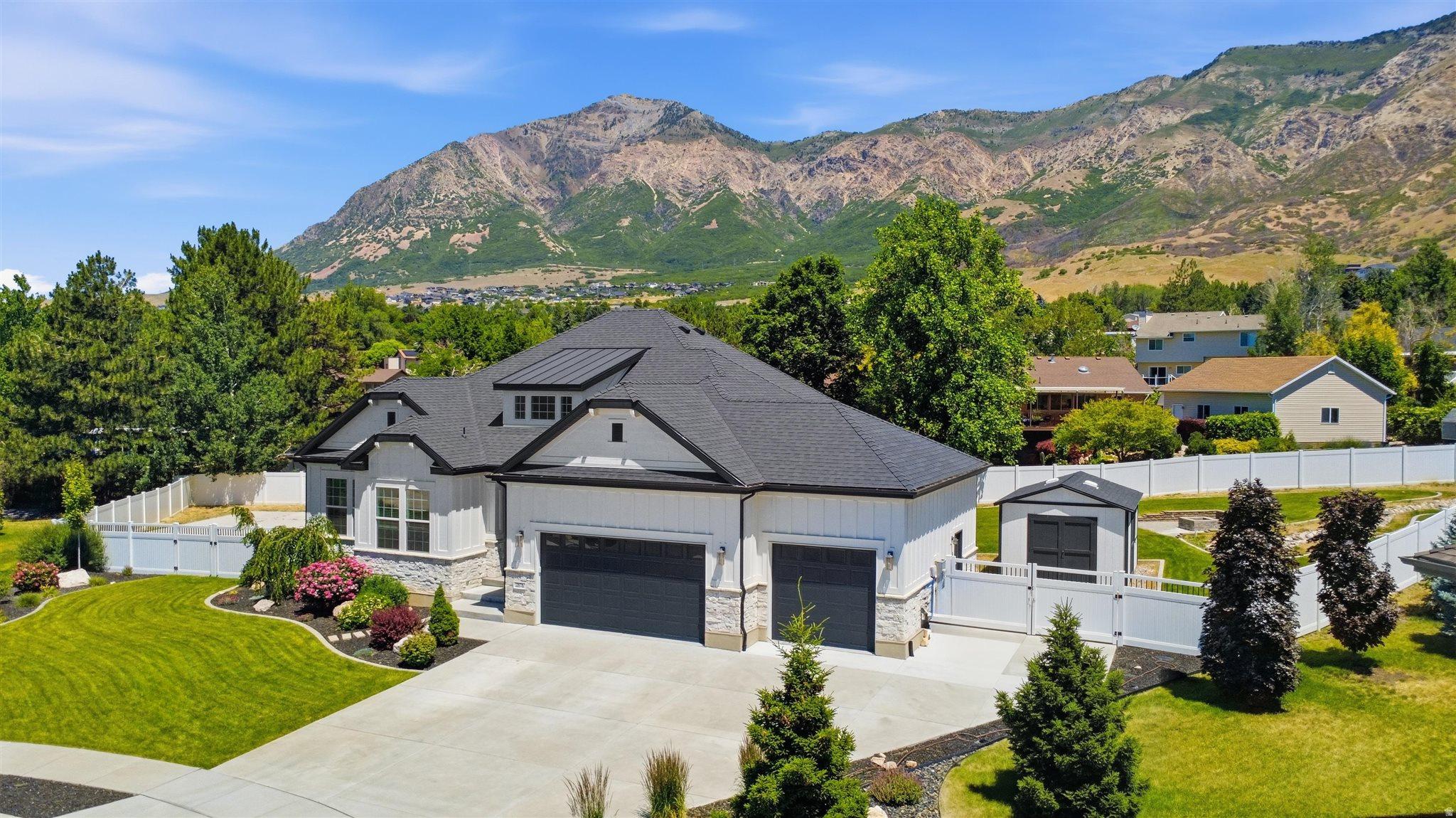 OAKMONT ESTATES - Residential