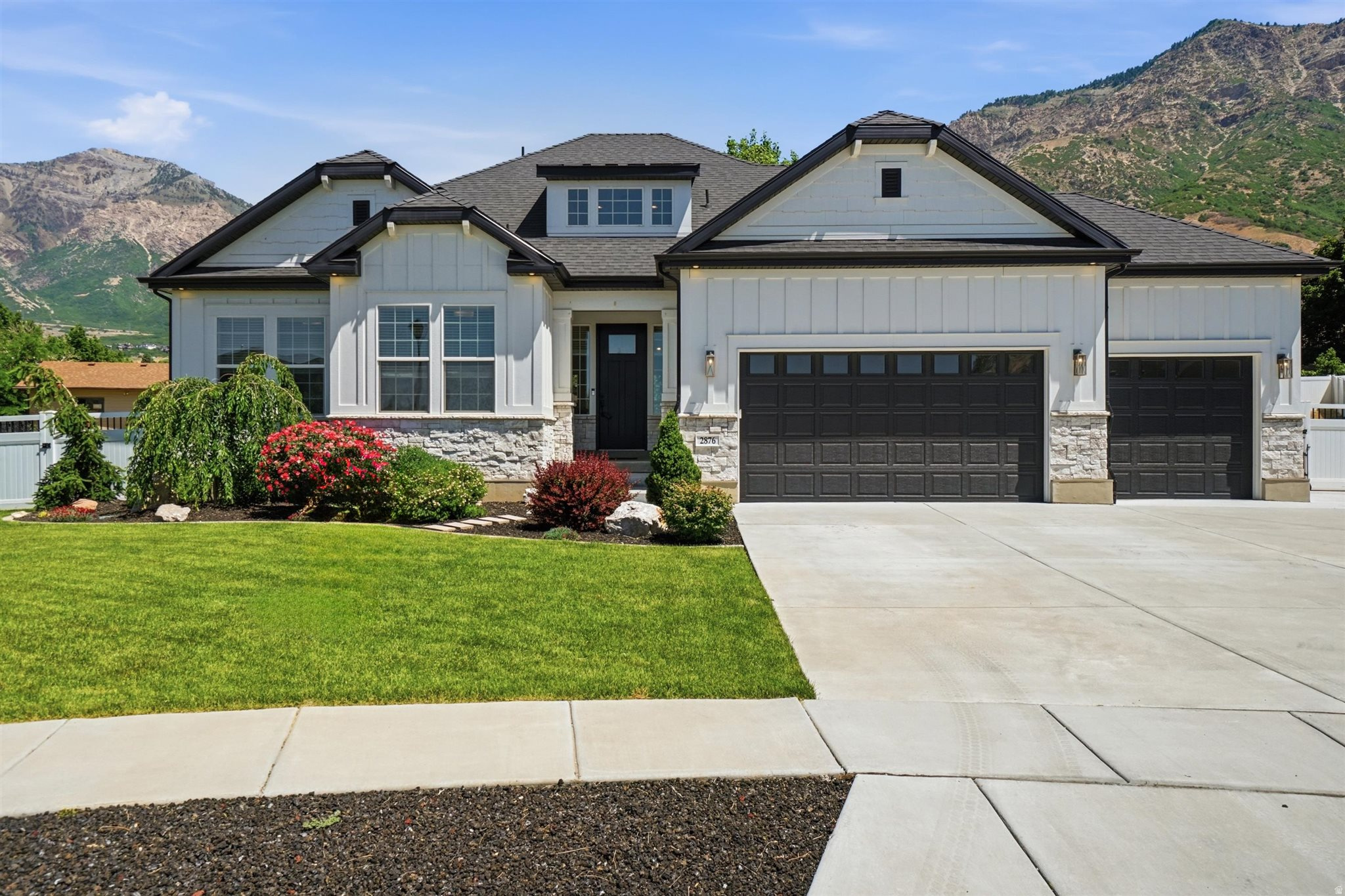 OAKMONT ESTATES - Residential