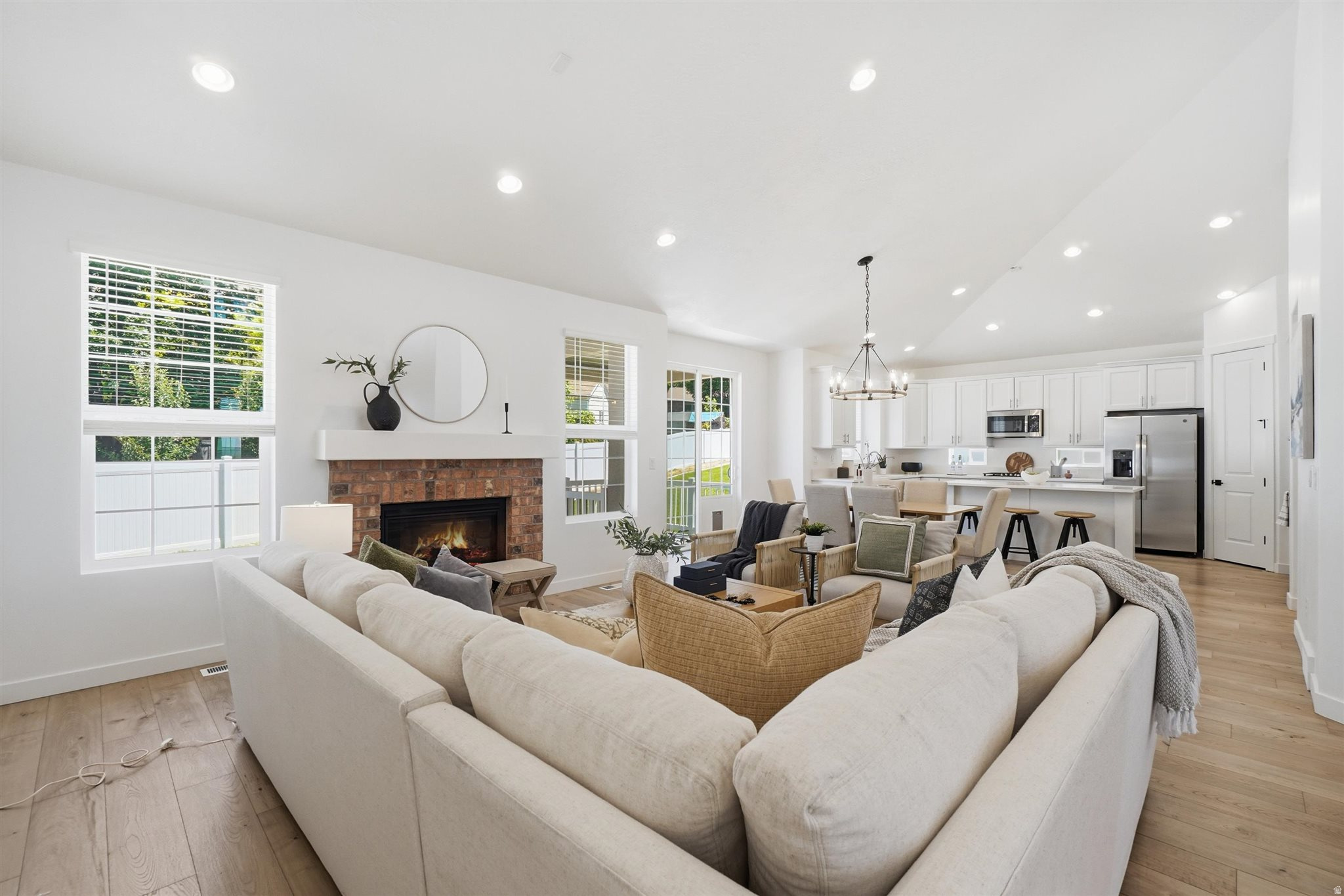 OAKMONT ESTATES - Residential