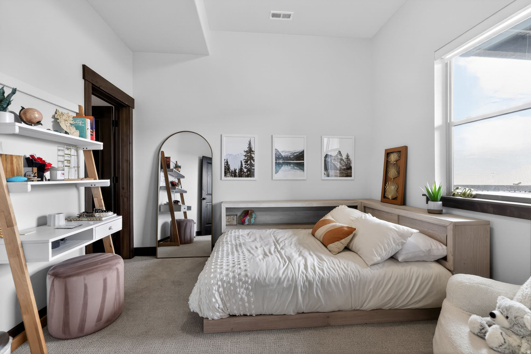BLACKROCK RIDGE - Residential