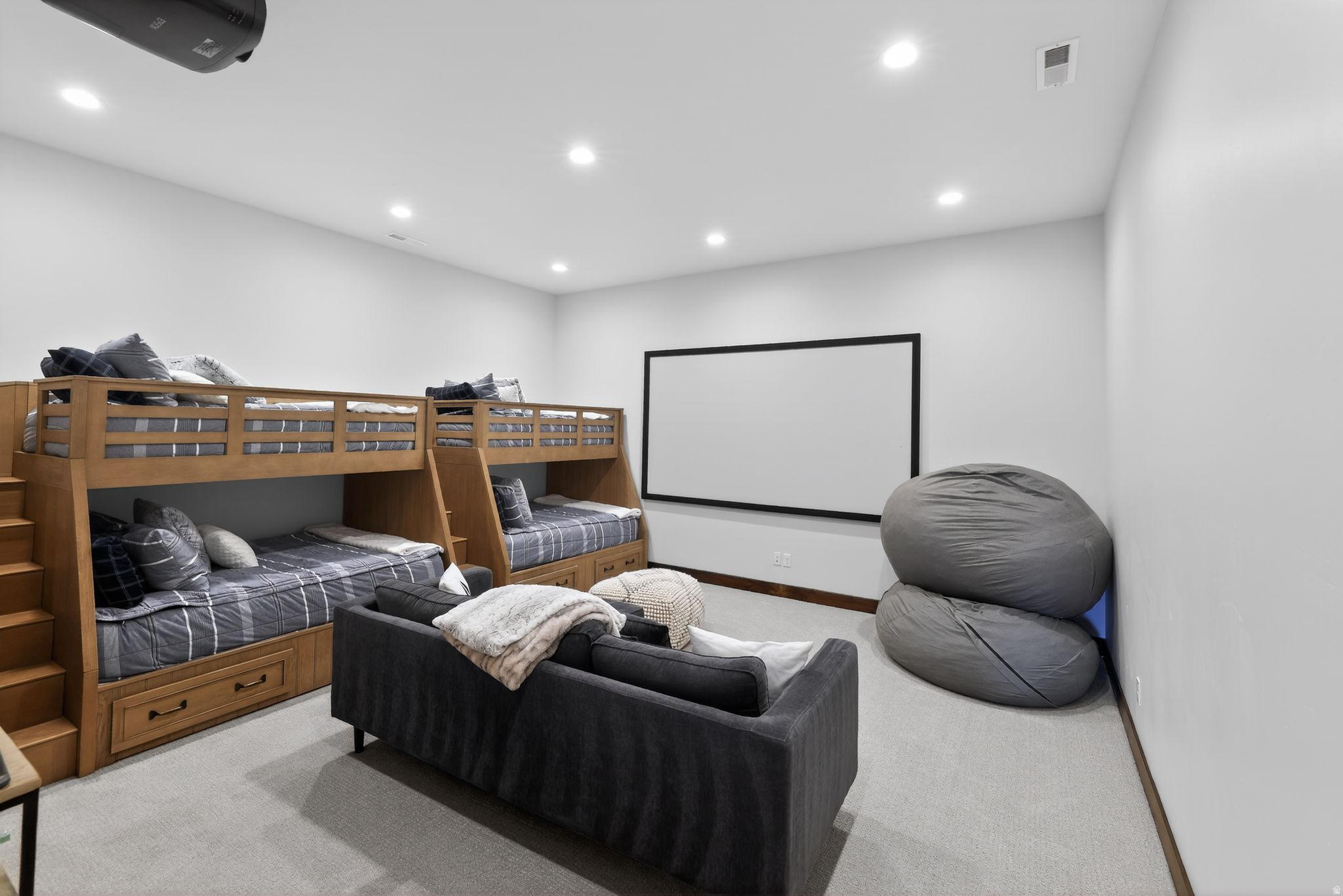 BLACKROCK RIDGE - Residential