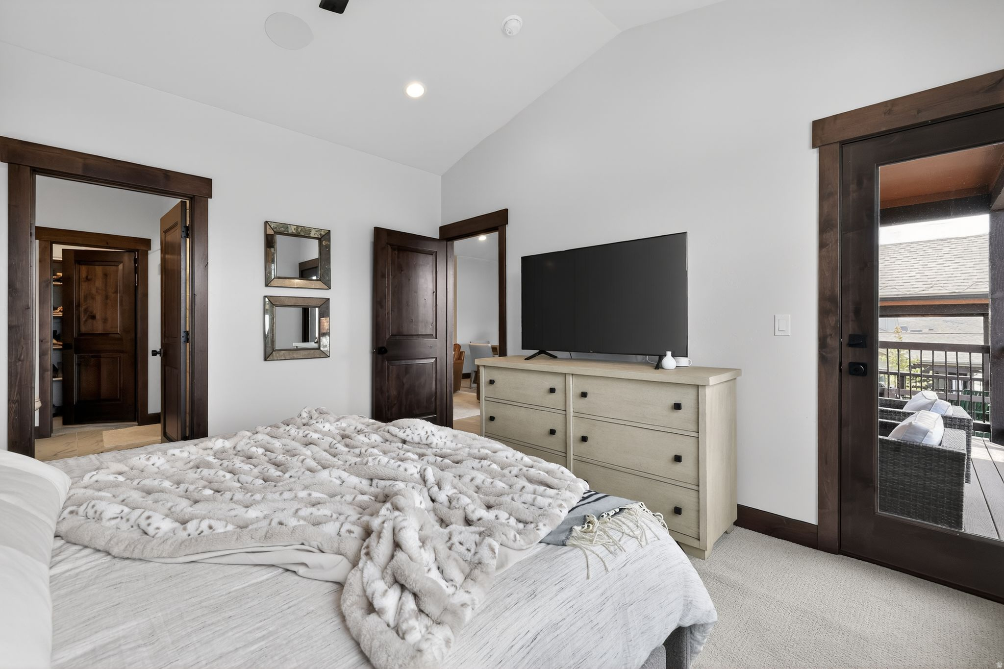 BLACKROCK RIDGE - Residential