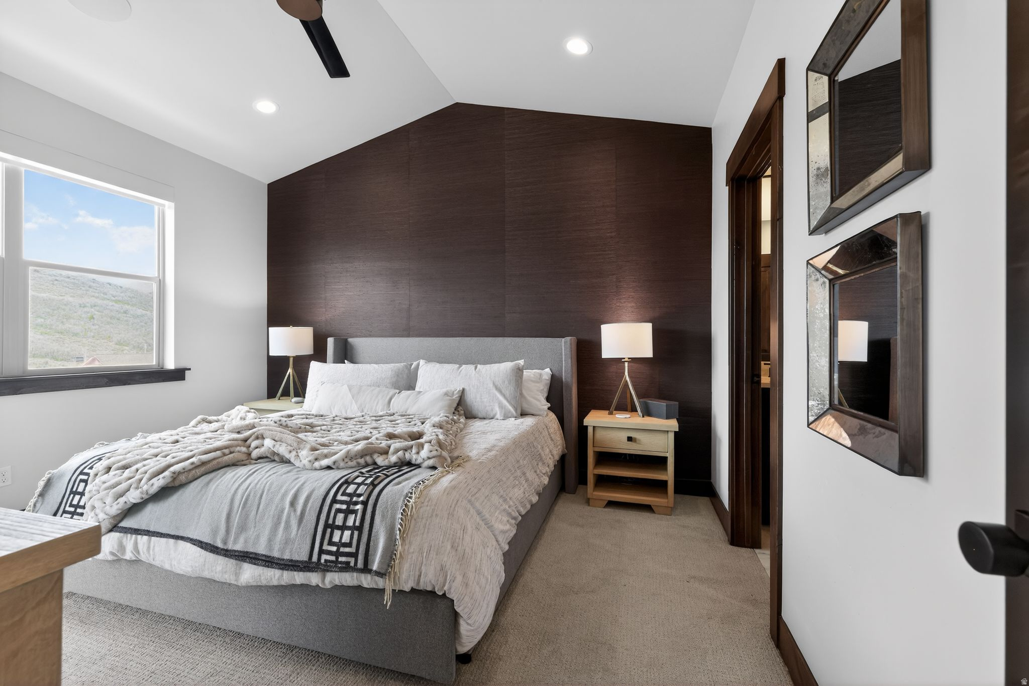 BLACKROCK RIDGE - Residential