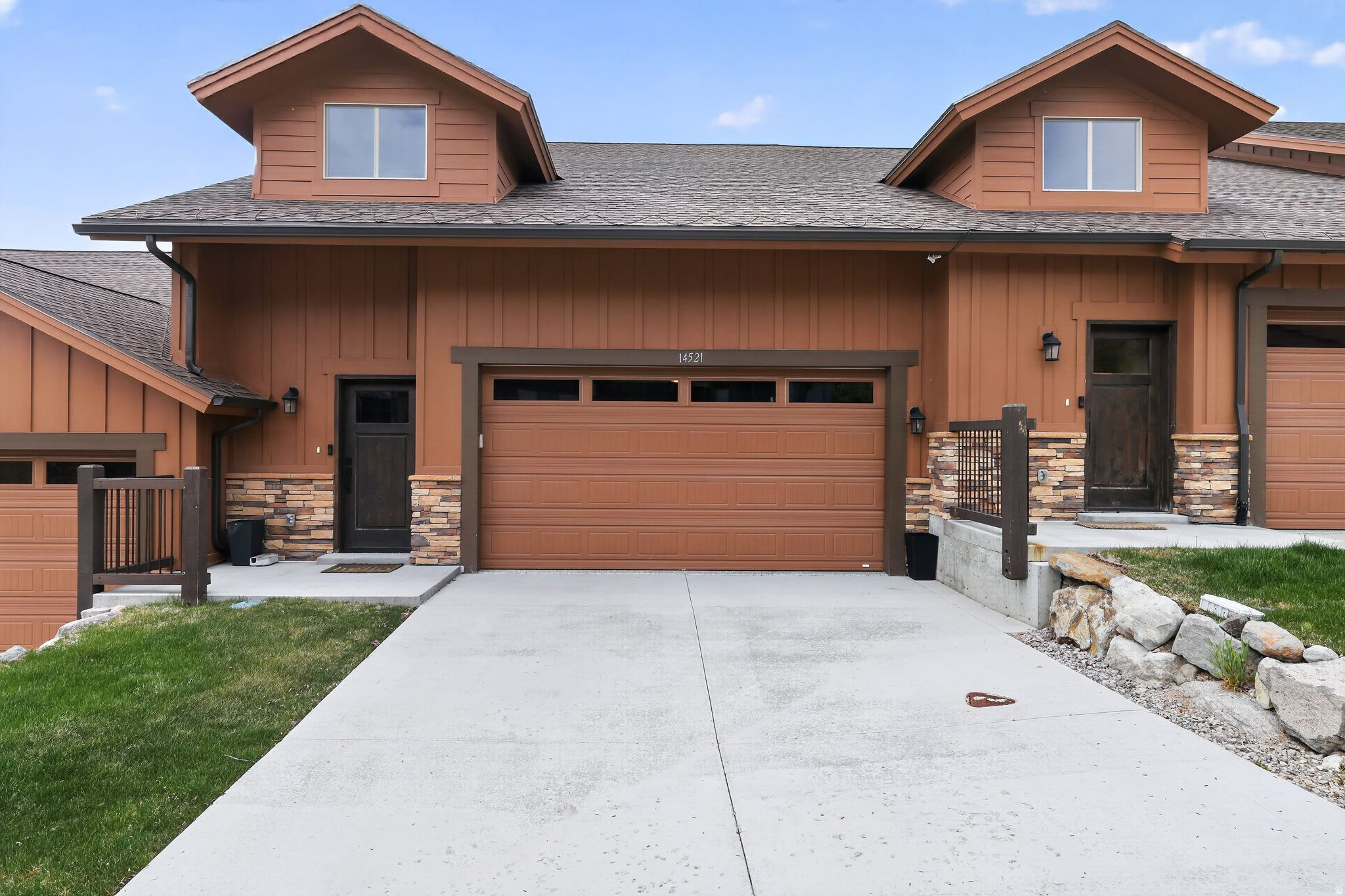 This 2022 Townhouse is located in the highest point of Blackrock Ridge with expansive views of Park City from Deer Valley's Baldy Mountain to the east side of Canyons. 3 bedrooms, 2.5 baths, custom wet bar in lower level, hot tub, vaulted ceiling in great room and owners bedroom, dedicated home theater room with projector and big screen, two car garage. Includes Viking appliances, quartz countertops, and wide plank flooring. Home offers sophisticated yet comfortable mountain retreat. Perfectly located 10 minute to Park City Mountain and the new East Village of Deer Valley. Amazing second home or full time residence. Furnishings available making this a turnkey opportunity. NEVER RENTED.