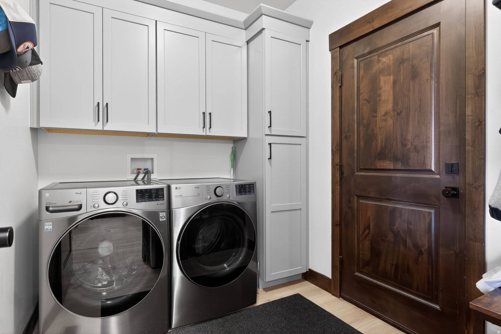 BLACKROCK RIDGE - Residential