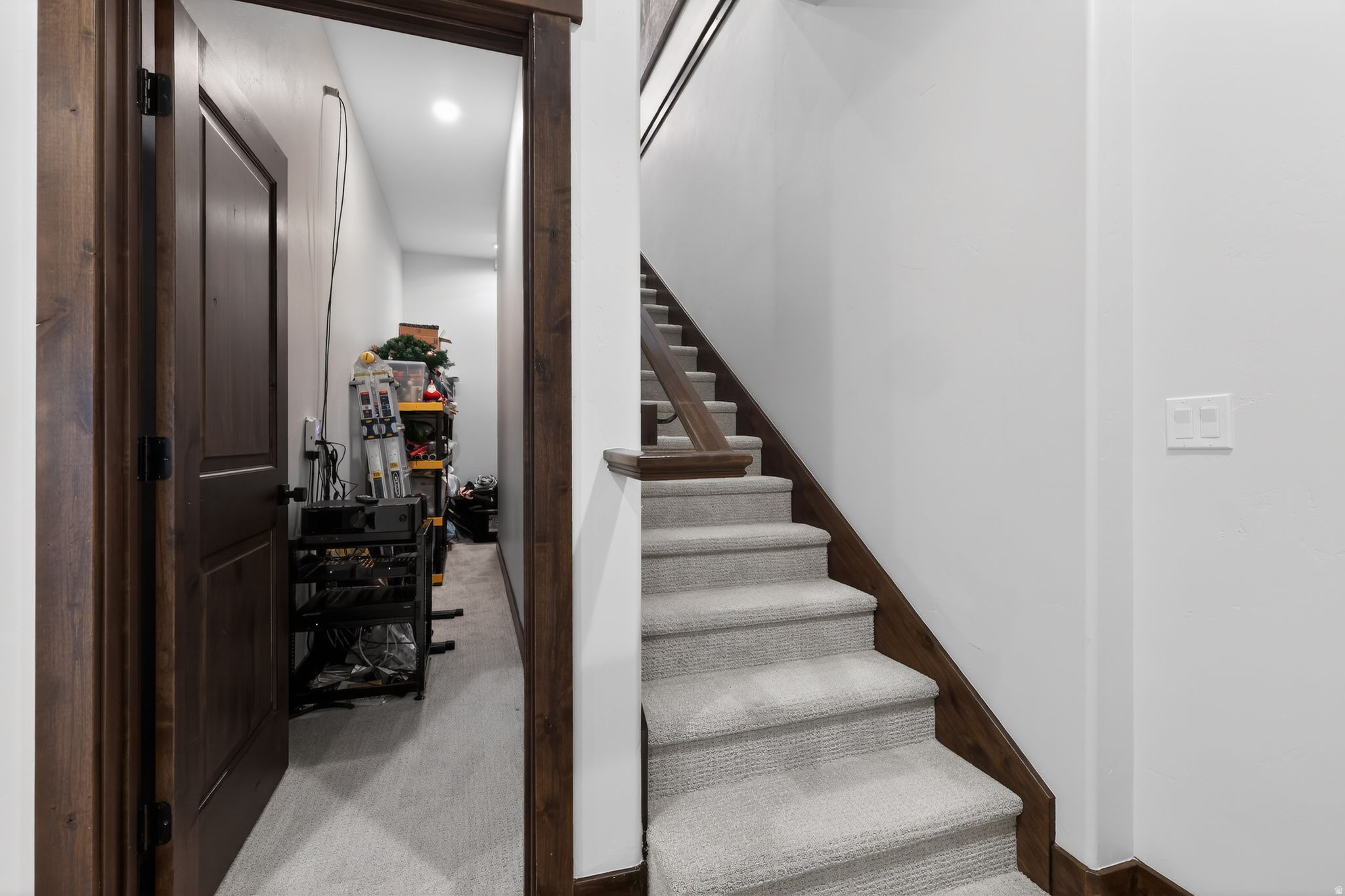 BLACKROCK RIDGE - Residential