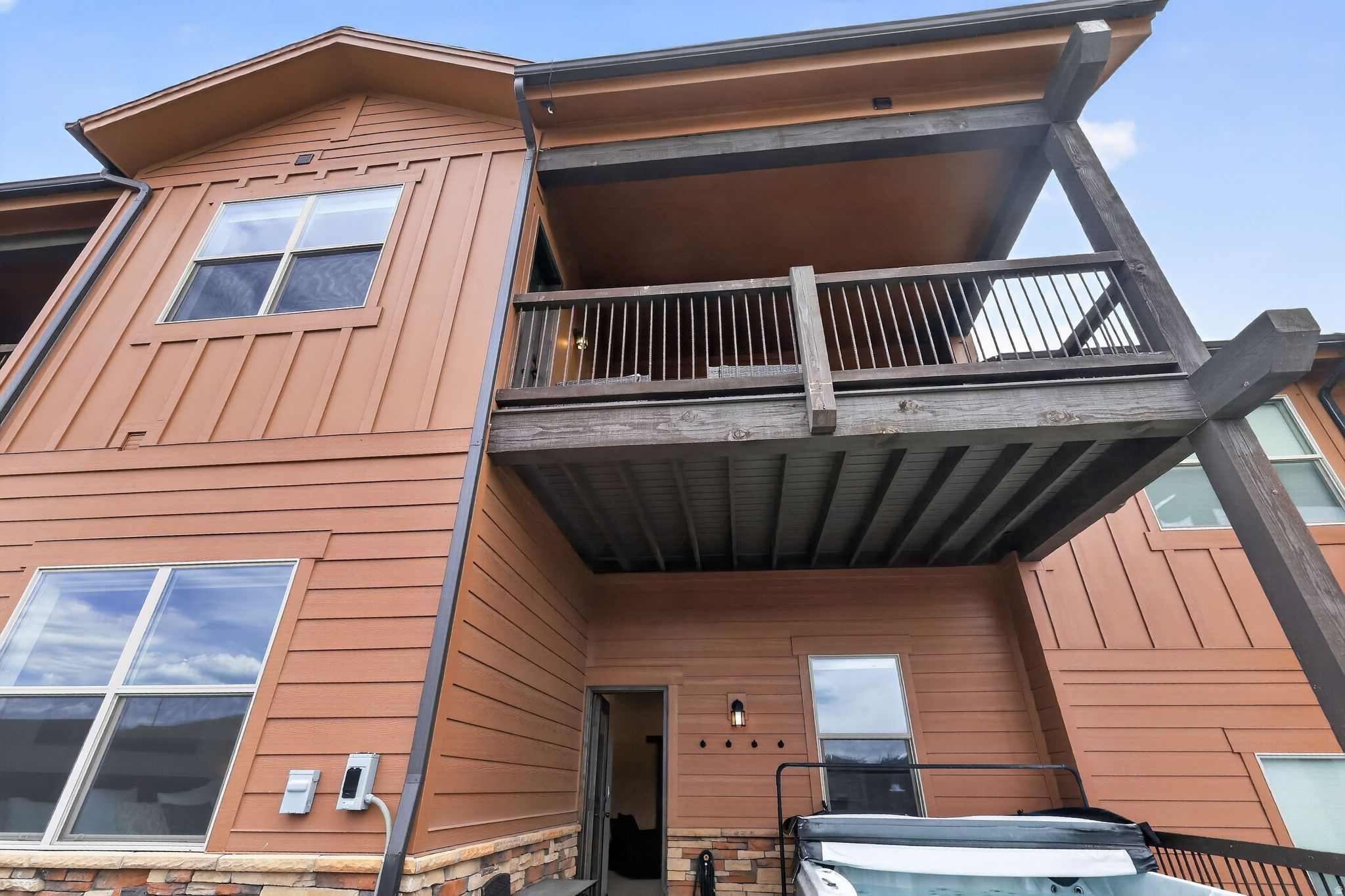 BLACKROCK RIDGE - Residential