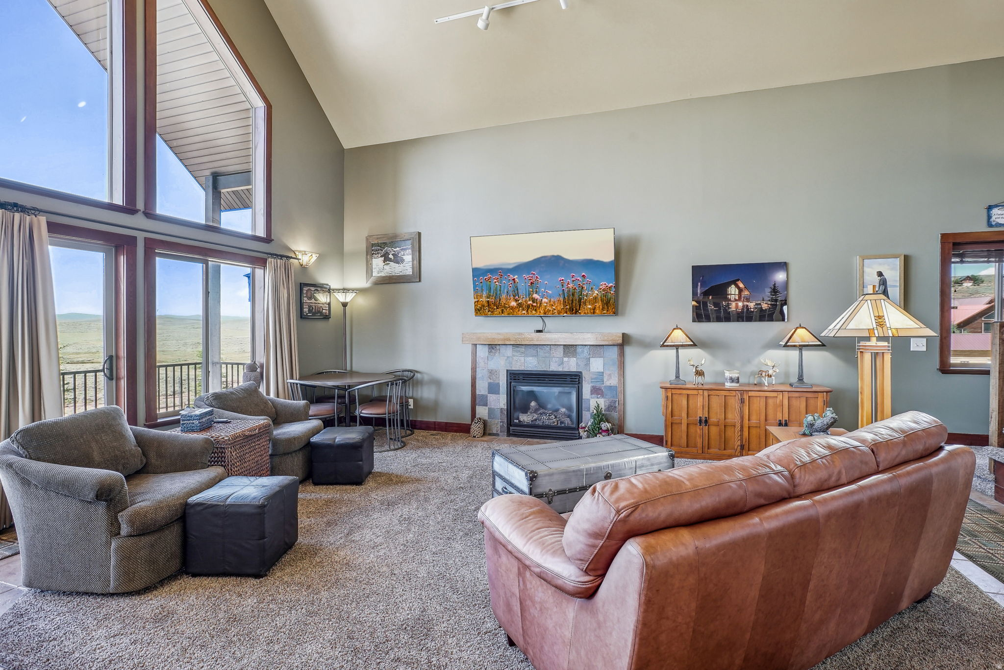 STRAWBERRY LAKEVIEW - Residential