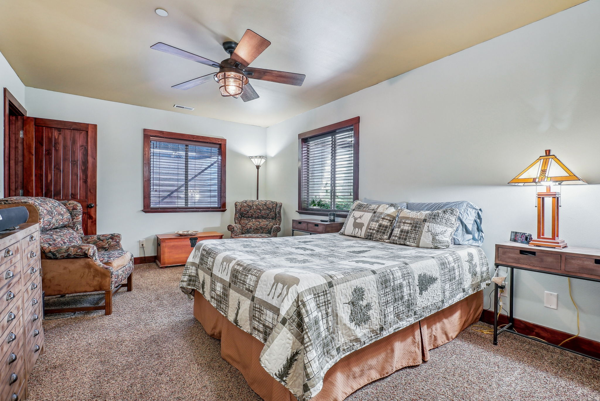 STRAWBERRY LAKEVIEW - Residential
