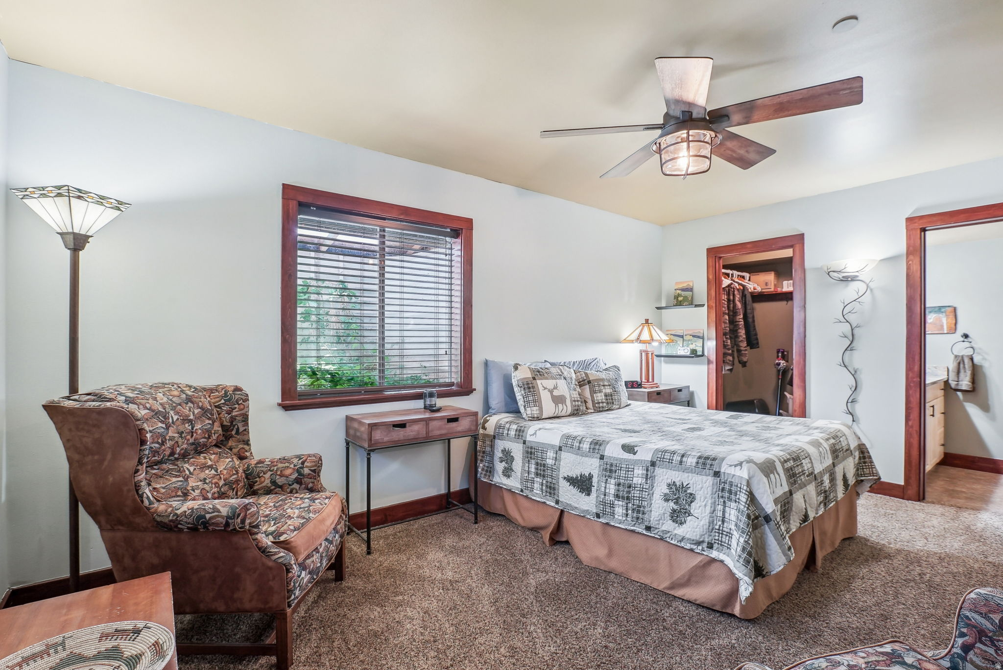 STRAWBERRY LAKEVIEW - Residential