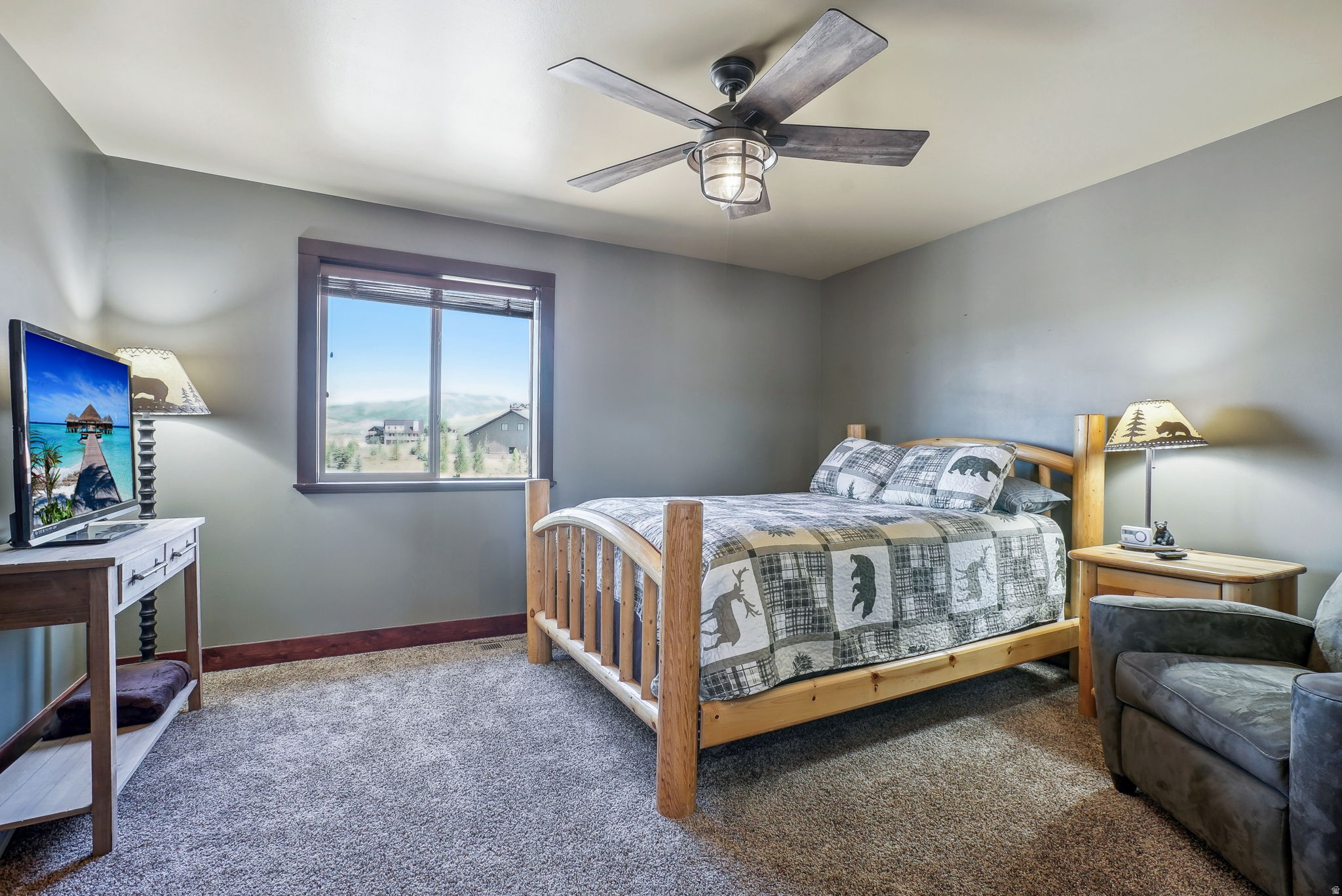 STRAWBERRY LAKEVIEW - Residential