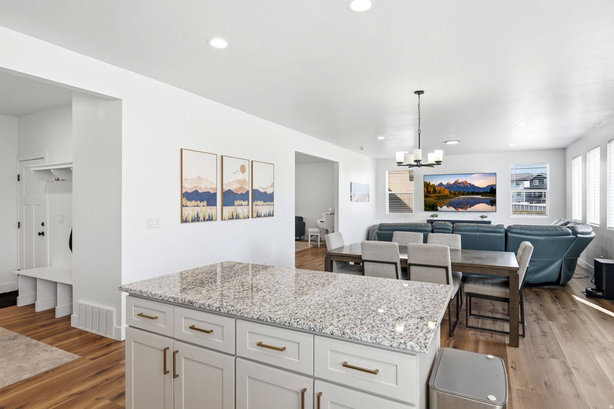 PORTERS CROSSING - Residential