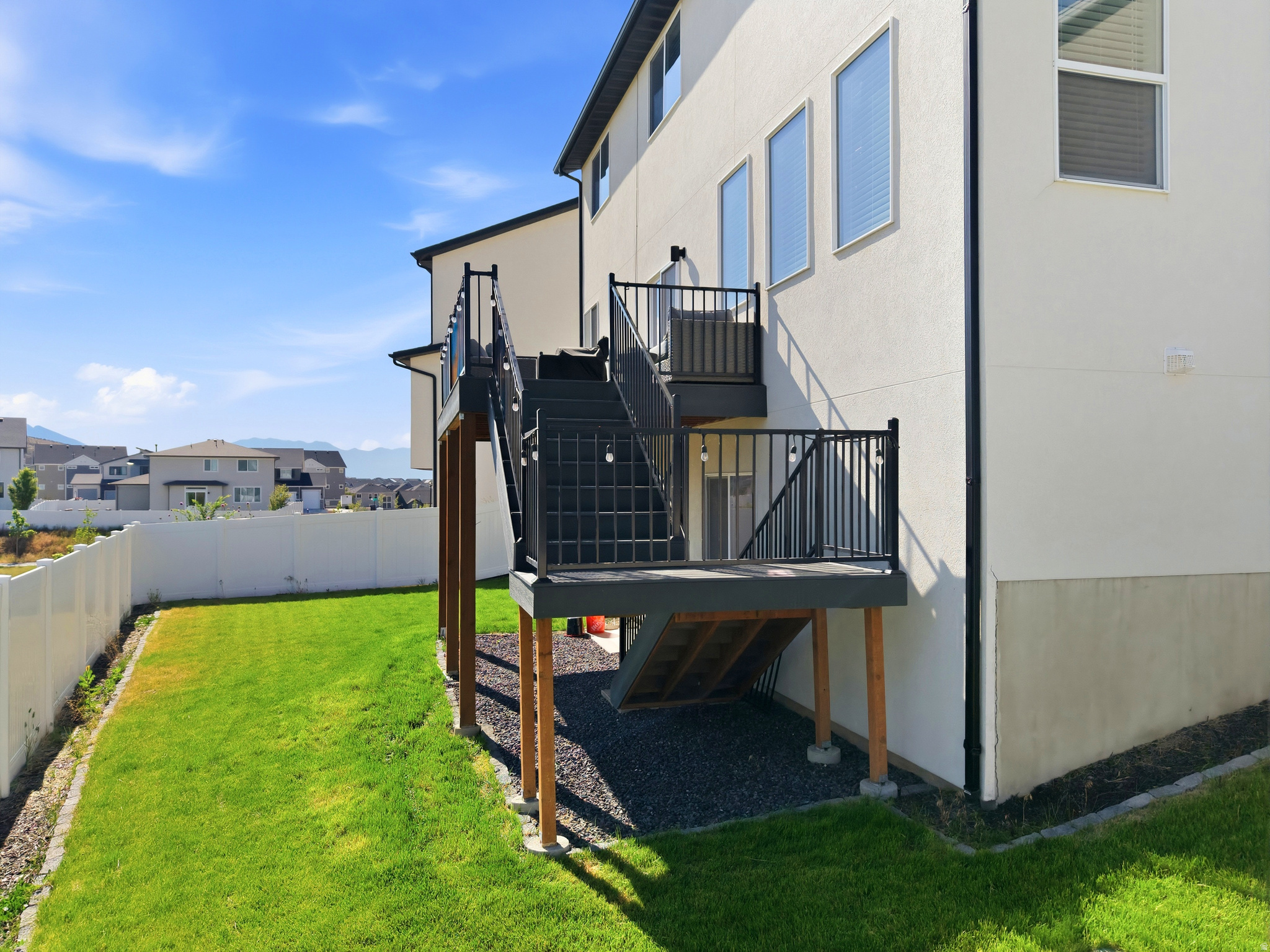PORTERS CROSSING - Residential