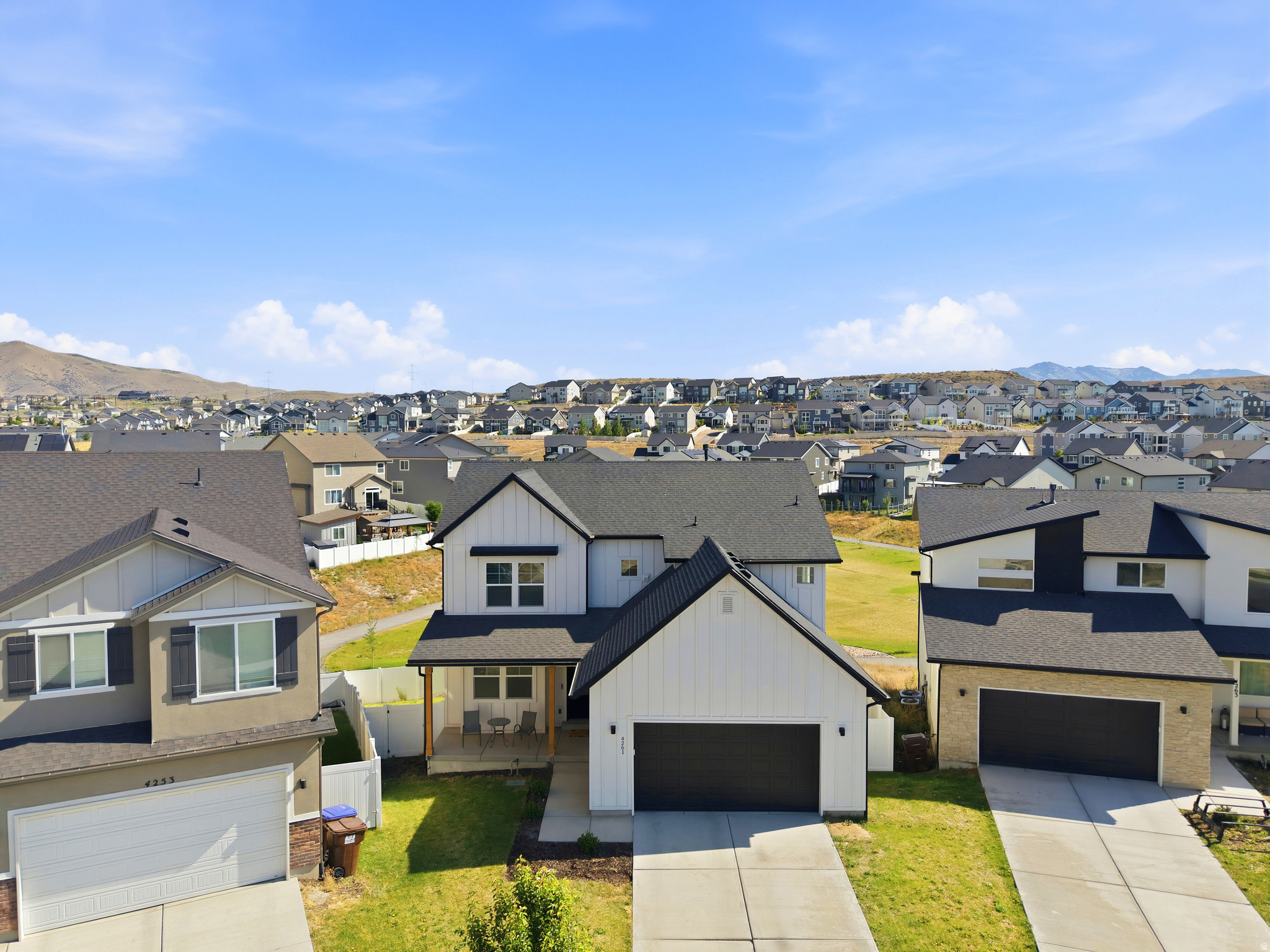 PORTERS CROSSING - Residential
