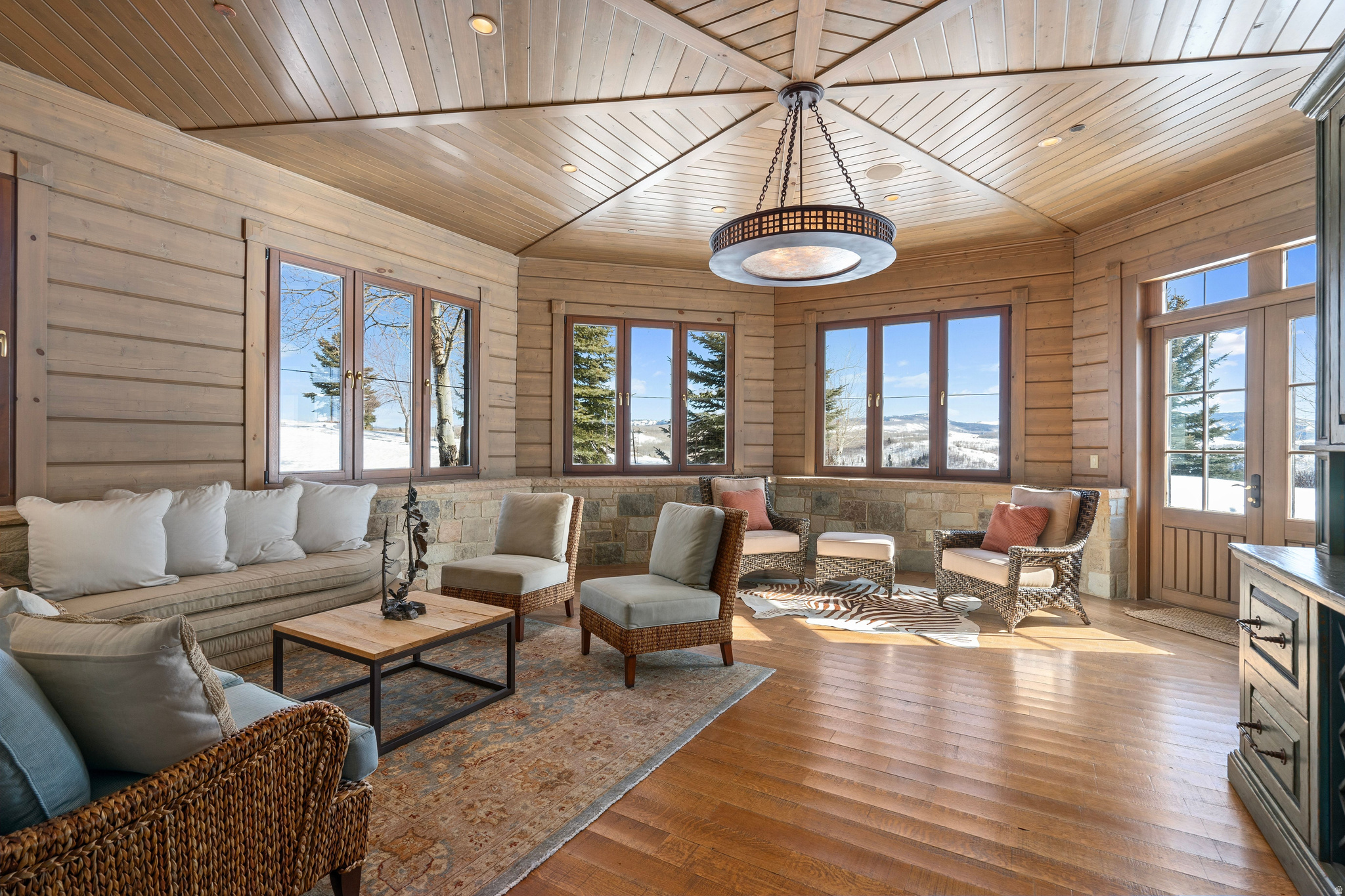 WOLF CREEK RANCH - Residential
