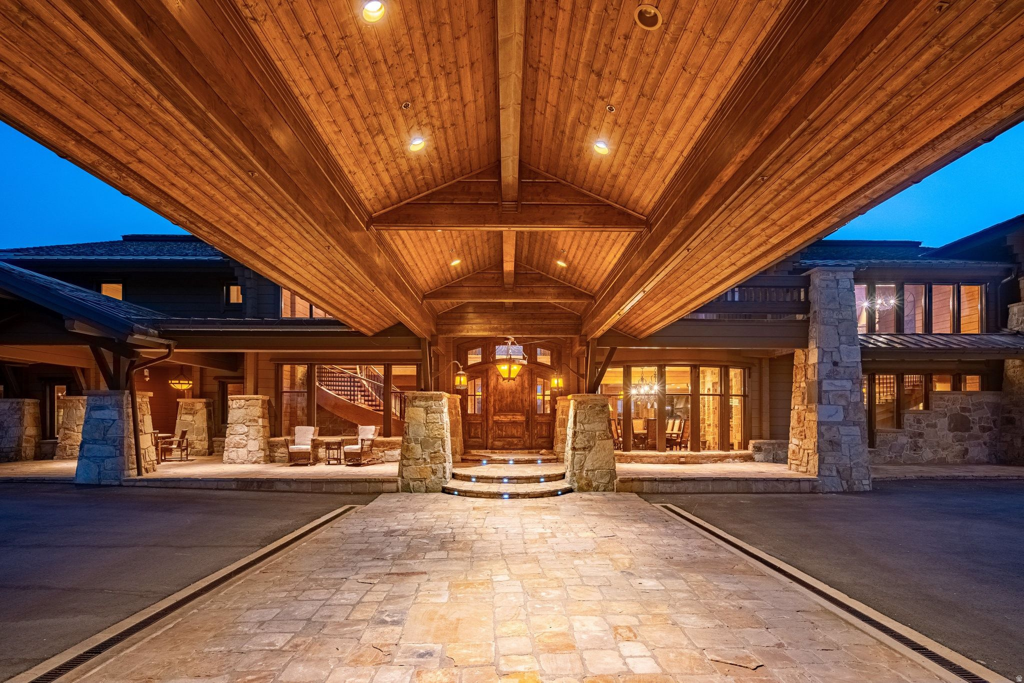 WOLF CREEK RANCH - Residential