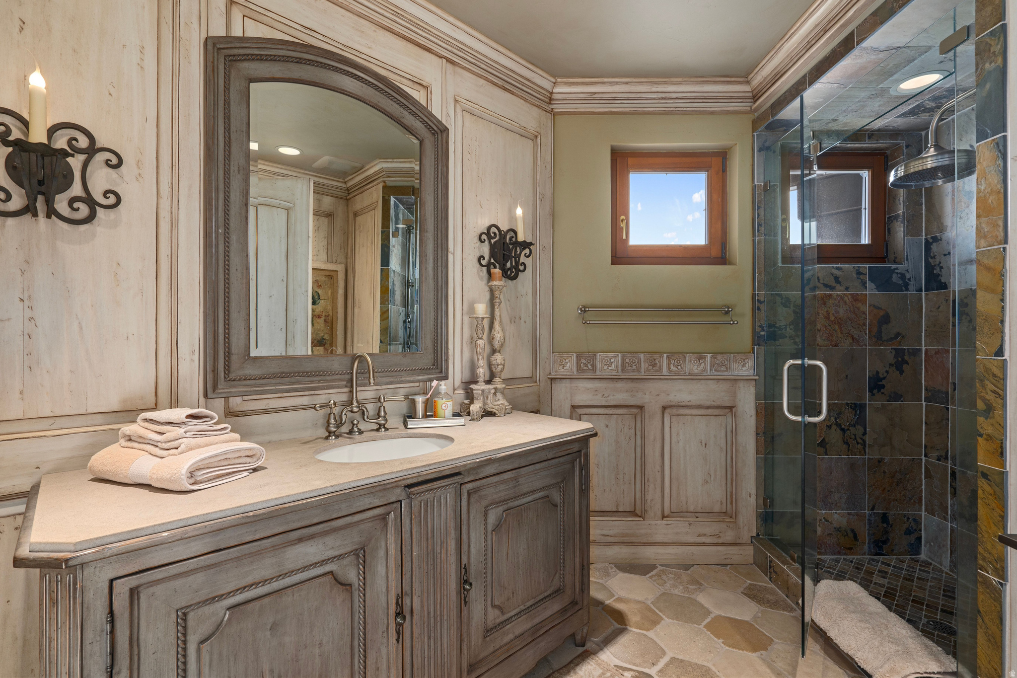 WOLF CREEK RANCH - Residential