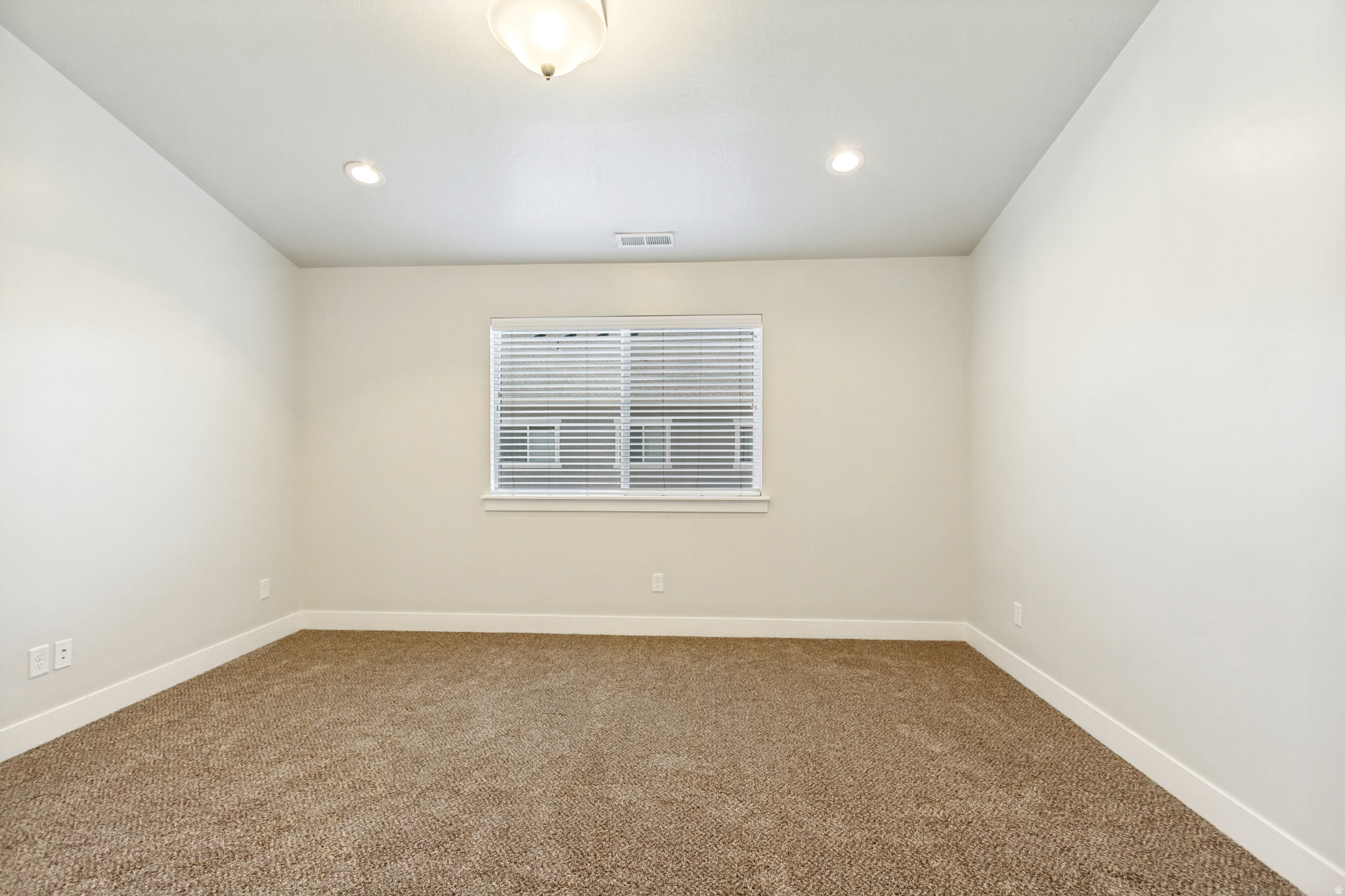 NORTH POINTE - Residential