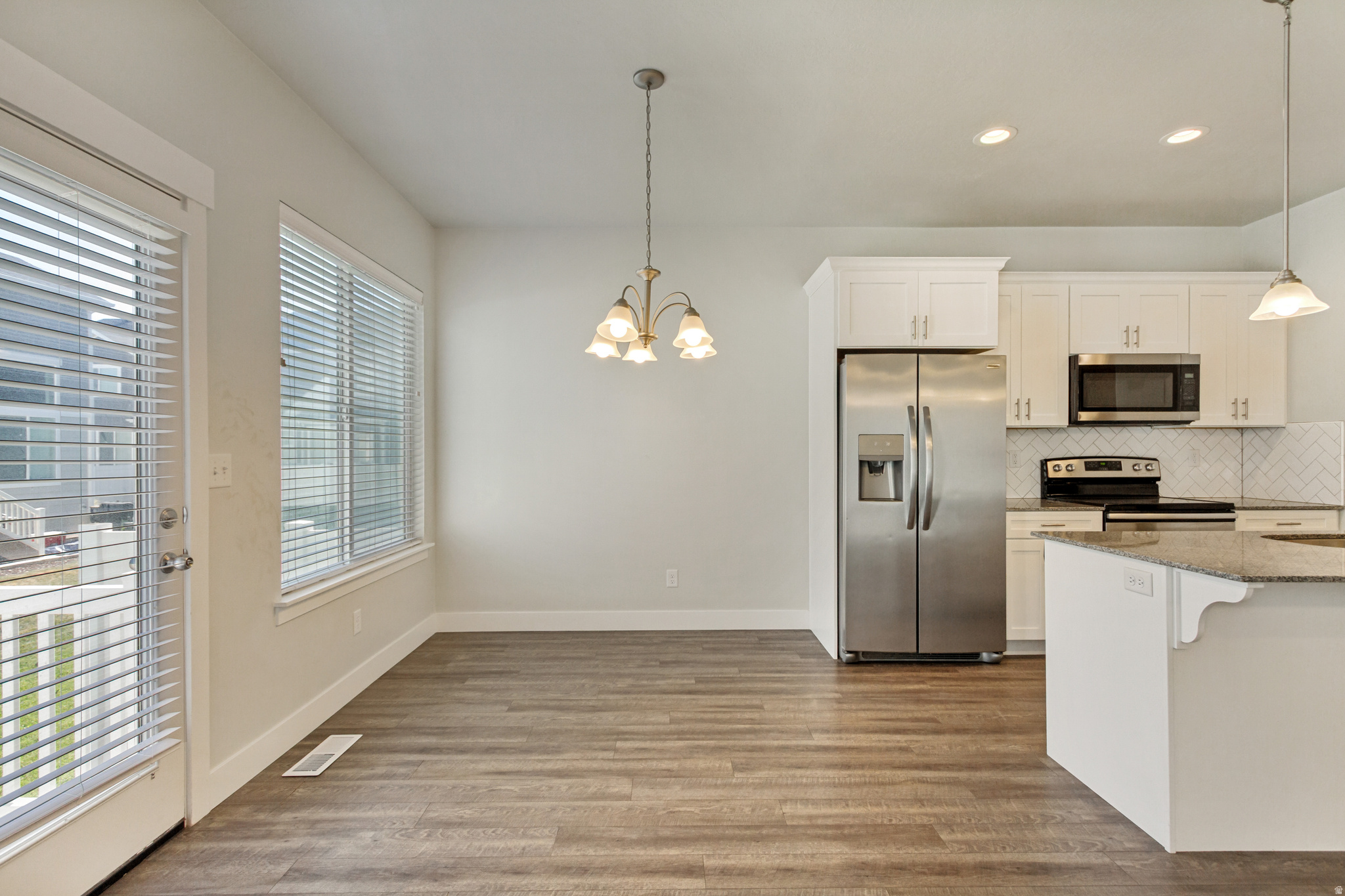 NORTH POINTE - Residential