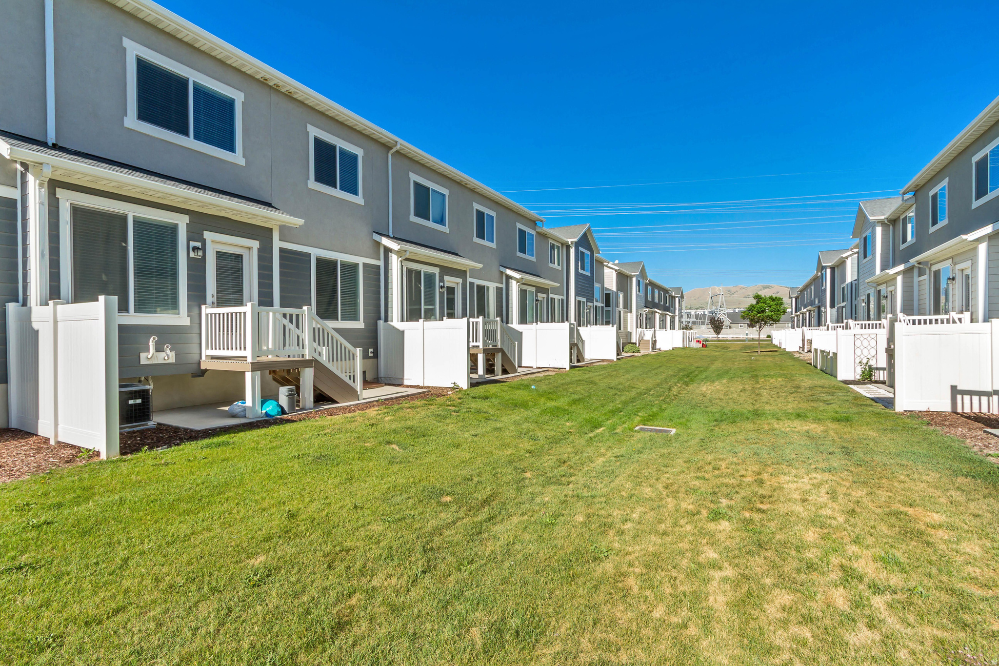 NORTH POINTE - Residential