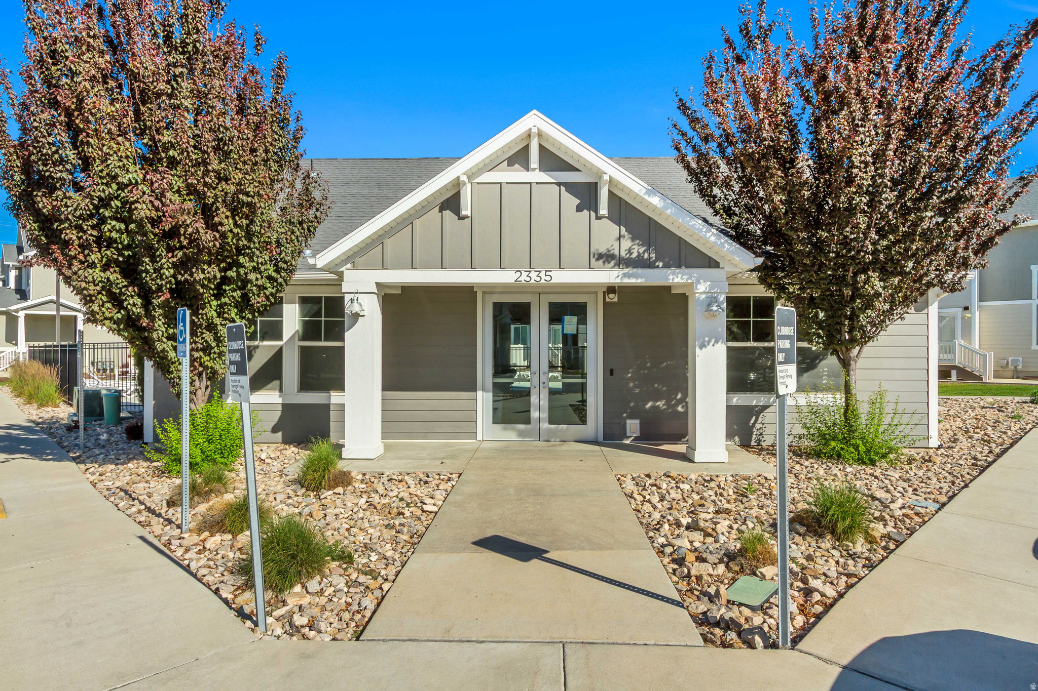 NORTH POINTE - Residential