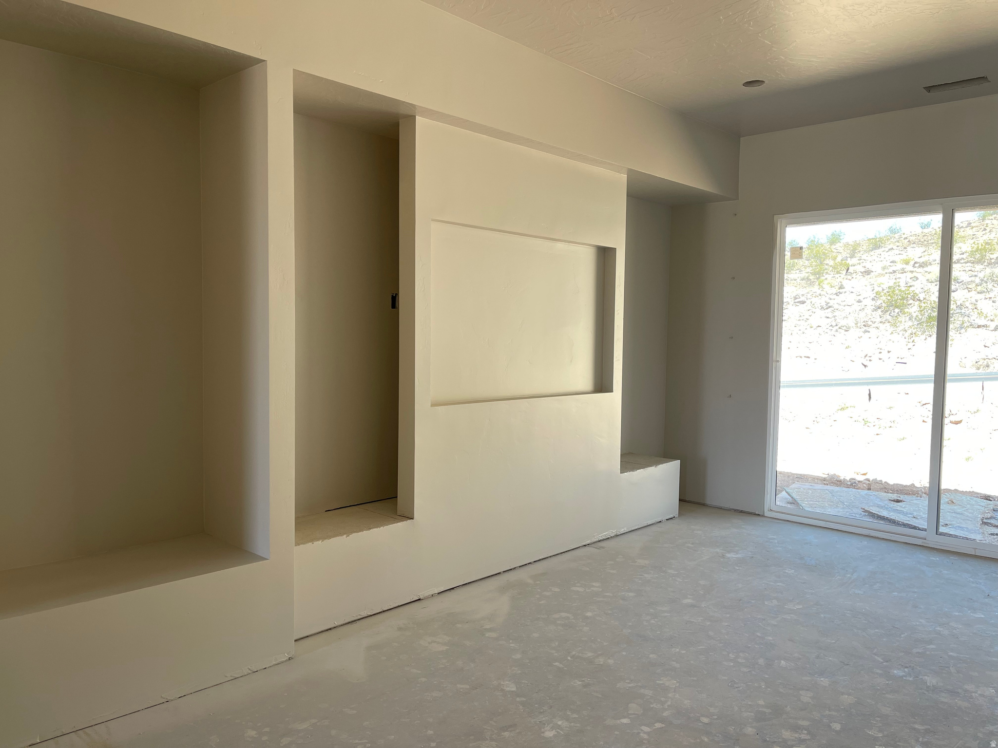 PAINTED SANDS - Residential
