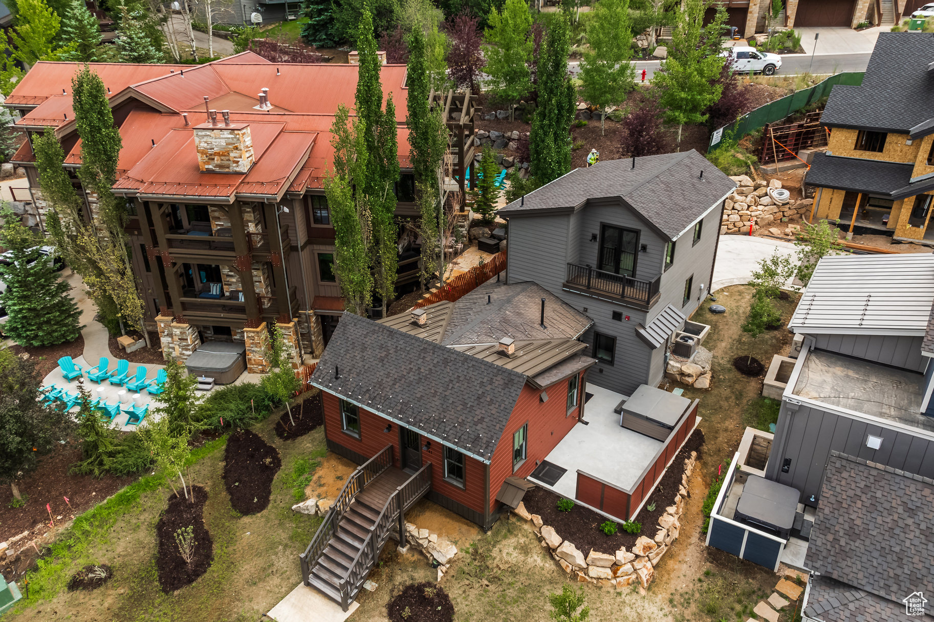 LILAC HILL - Residential