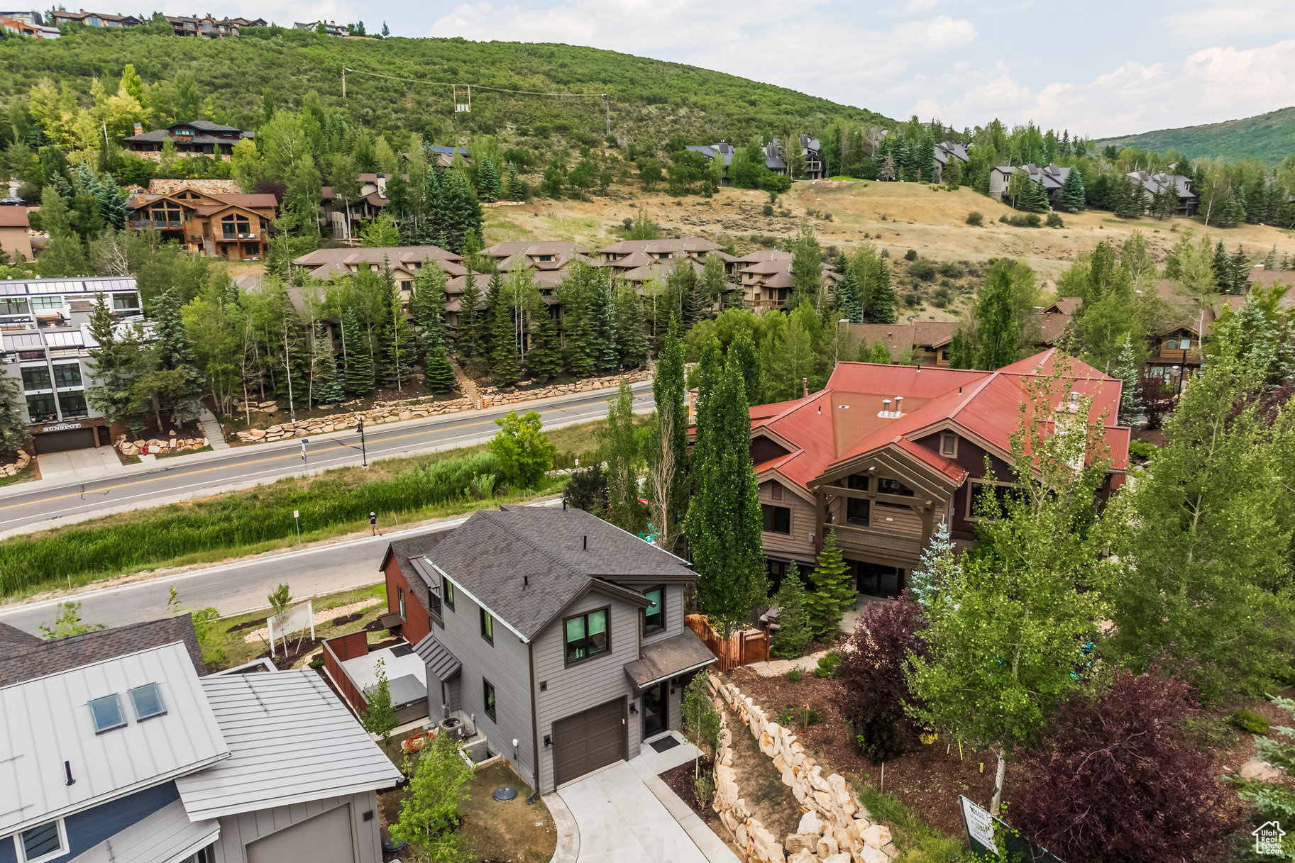 LILAC HILL - Residential