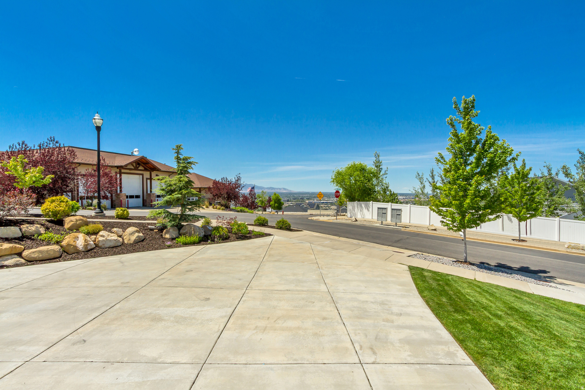 ROCKWELL ESTATES - Residential