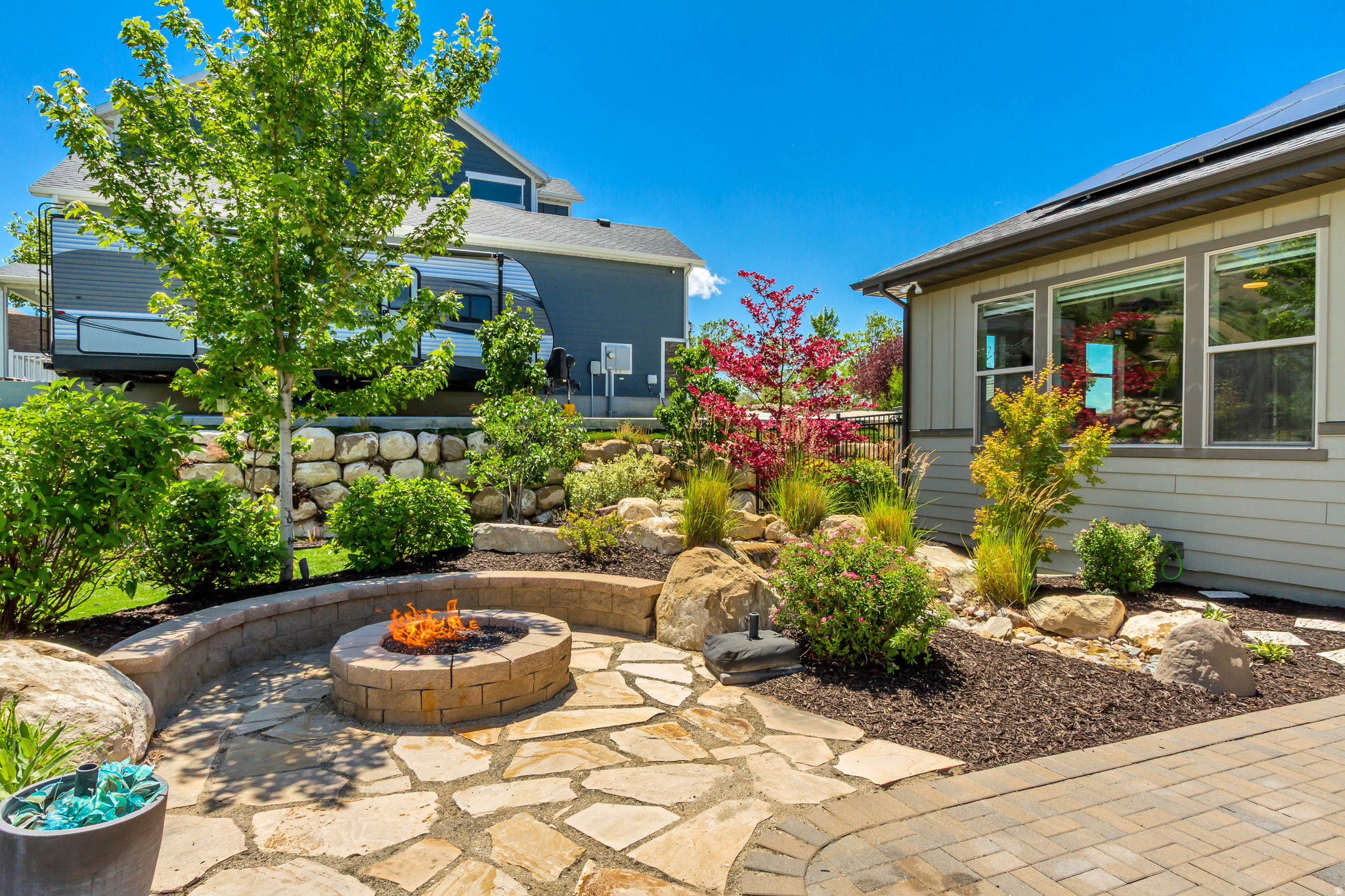 ROCKWELL ESTATES - Residential