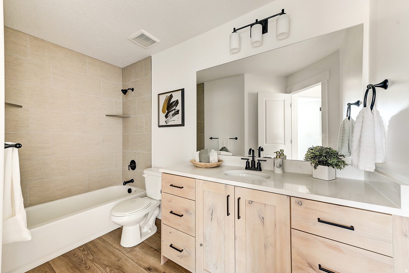 HERITAGE FARMS - Residential