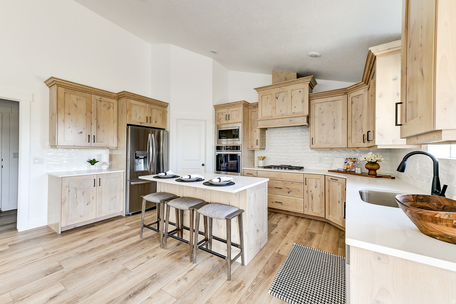 HERITAGE FARMS - Residential