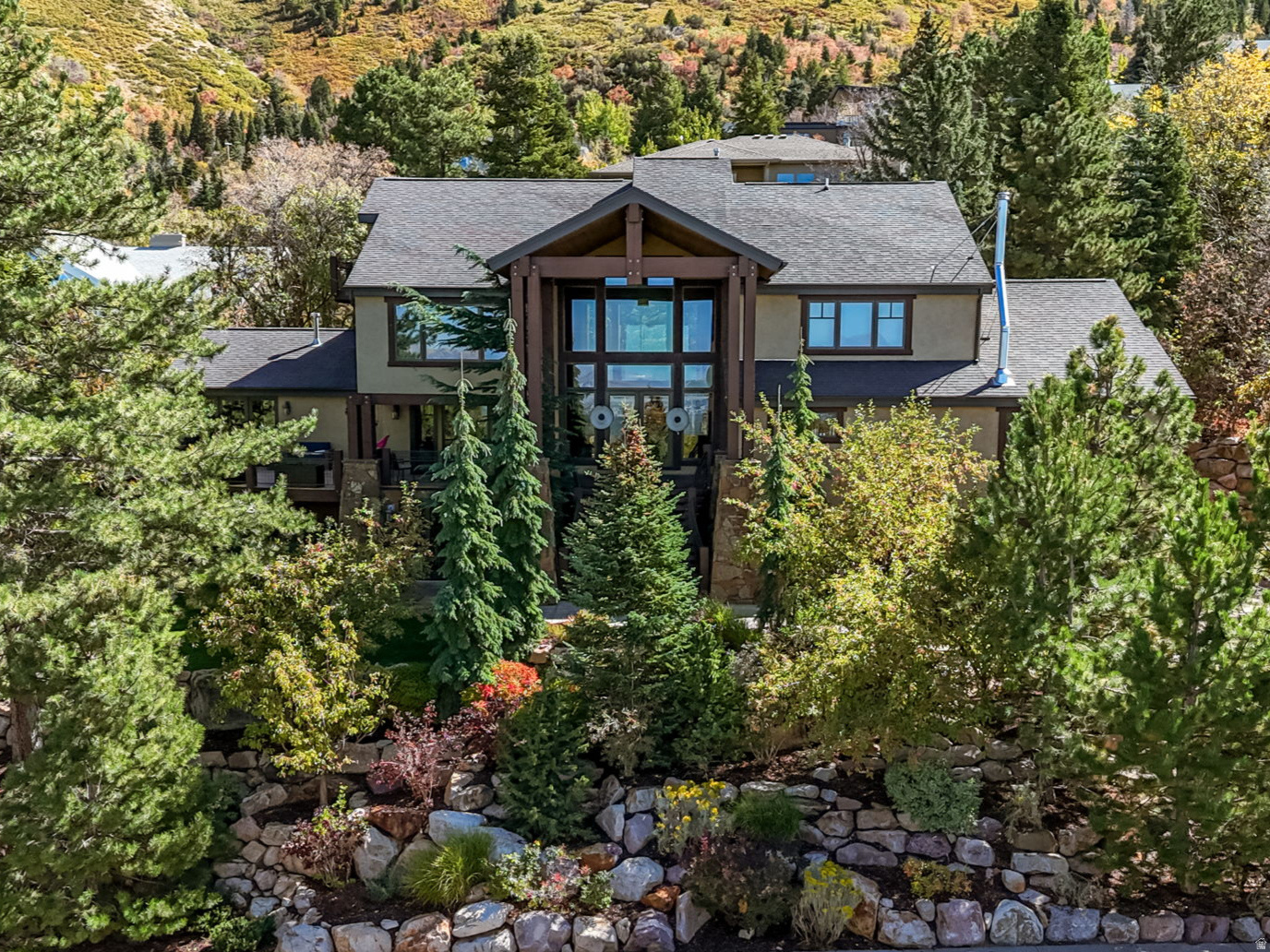 MT. OLYMPUS COVE - Residential
