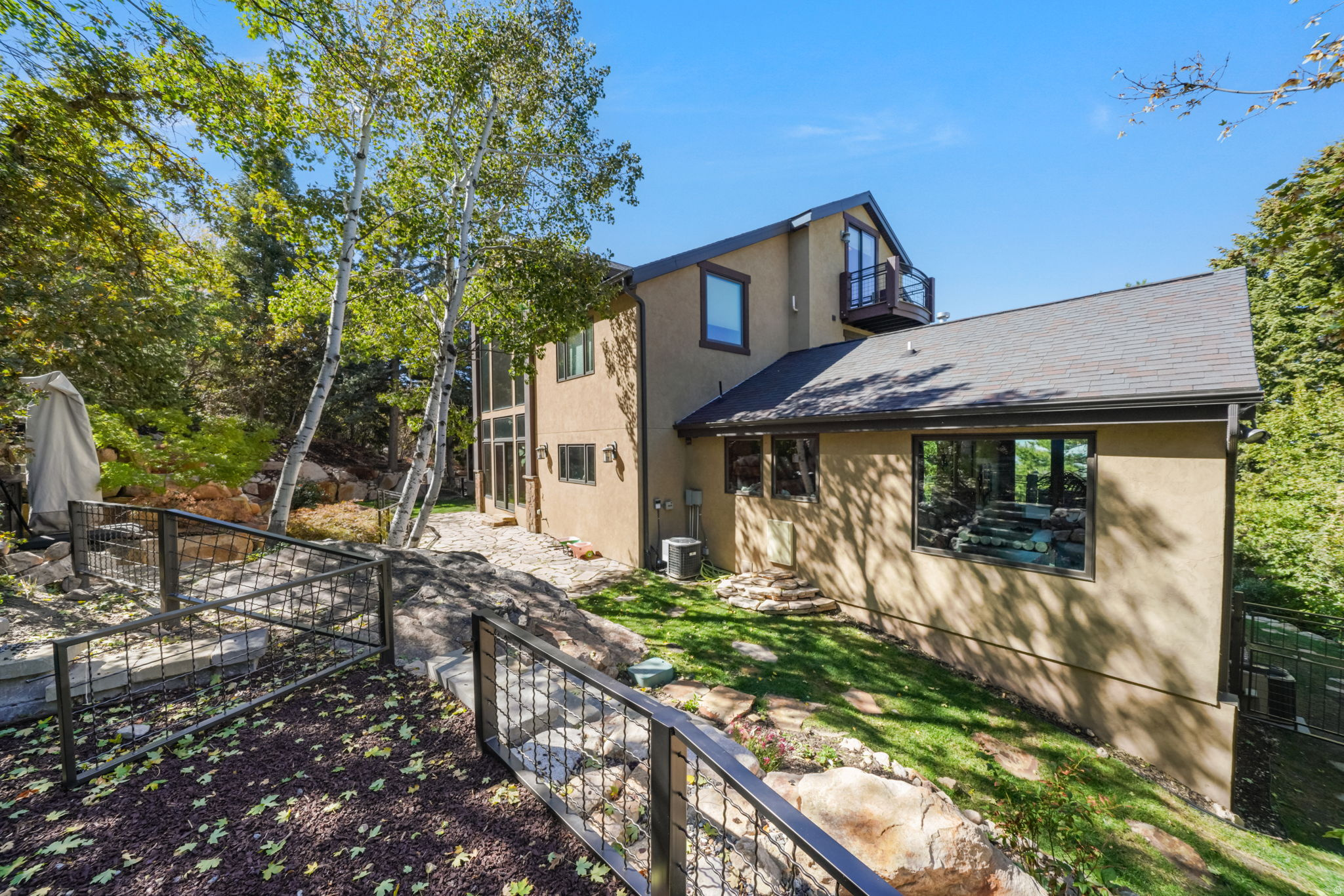 MT. OLYMPUS COVE - Residential