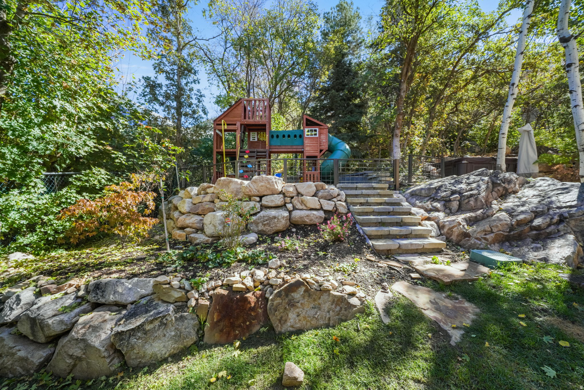 MT. OLYMPUS COVE - Residential