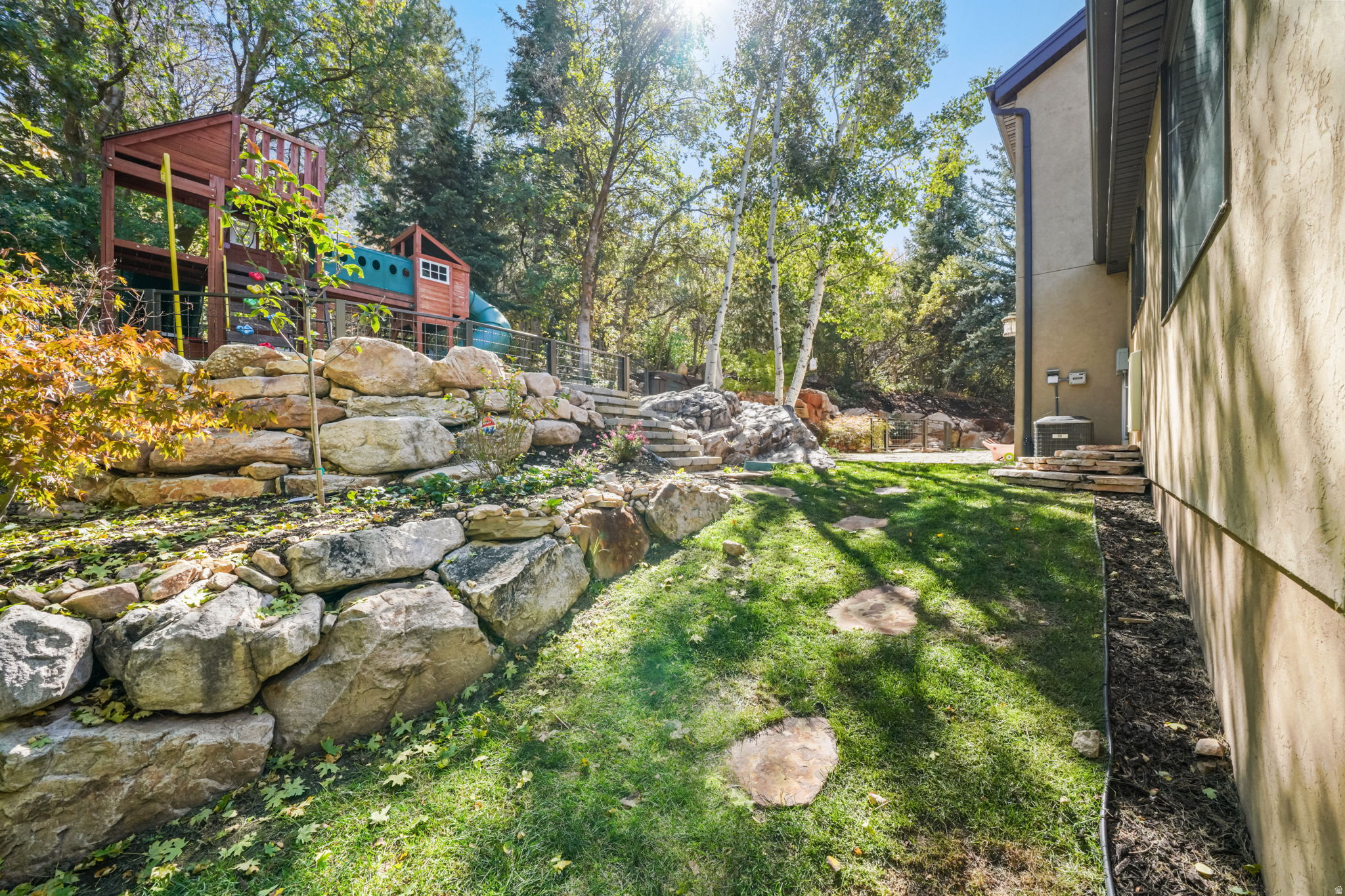 MT. OLYMPUS COVE - Residential