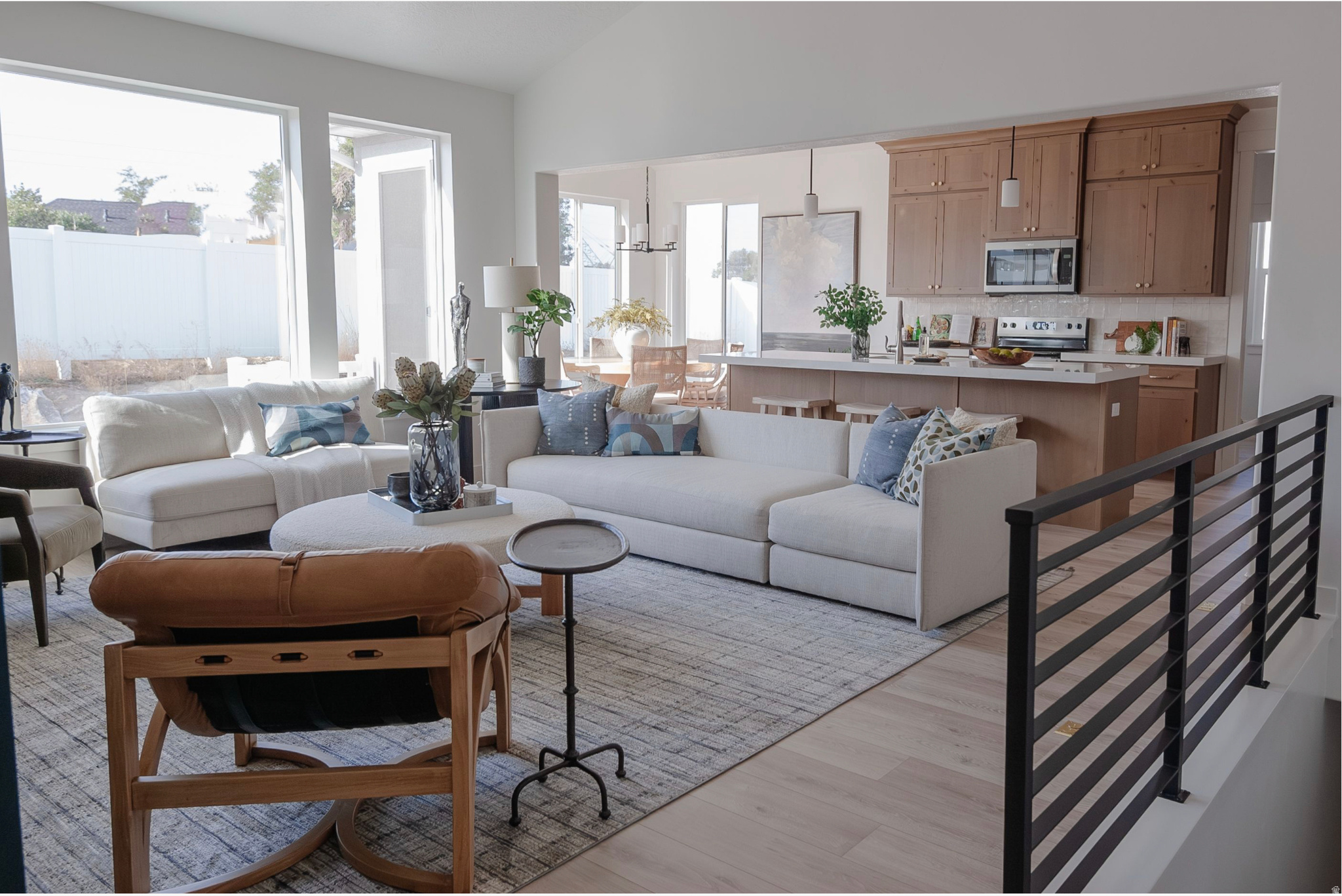 HIDDEN LANDING - Residential