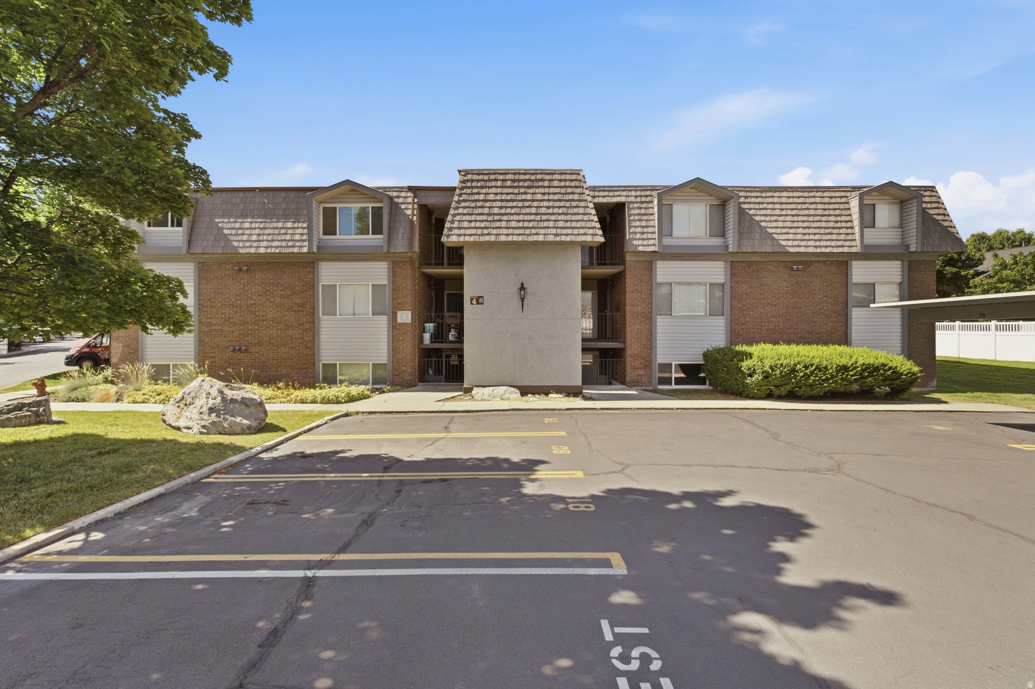 WILLOWBROOK HILLS - Residential
