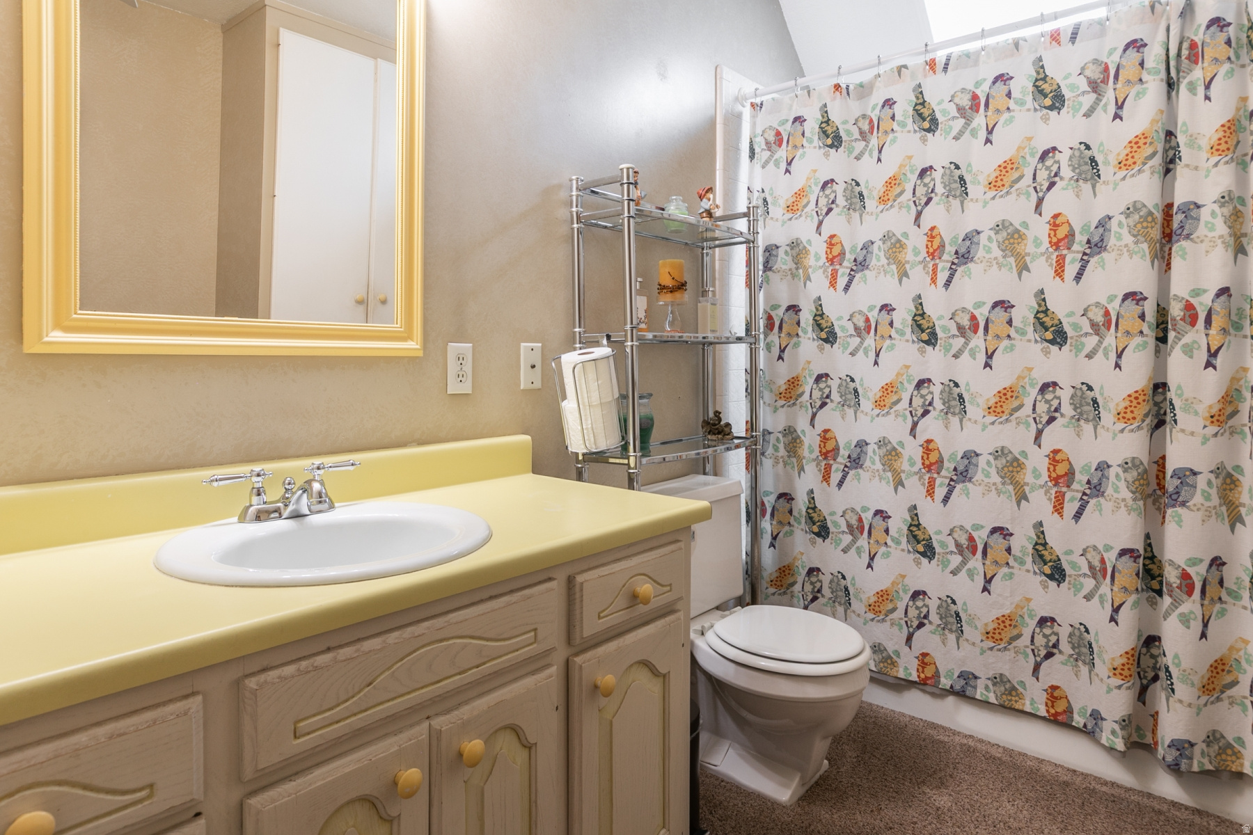 COUNTRY MEADOWS #D - Residential