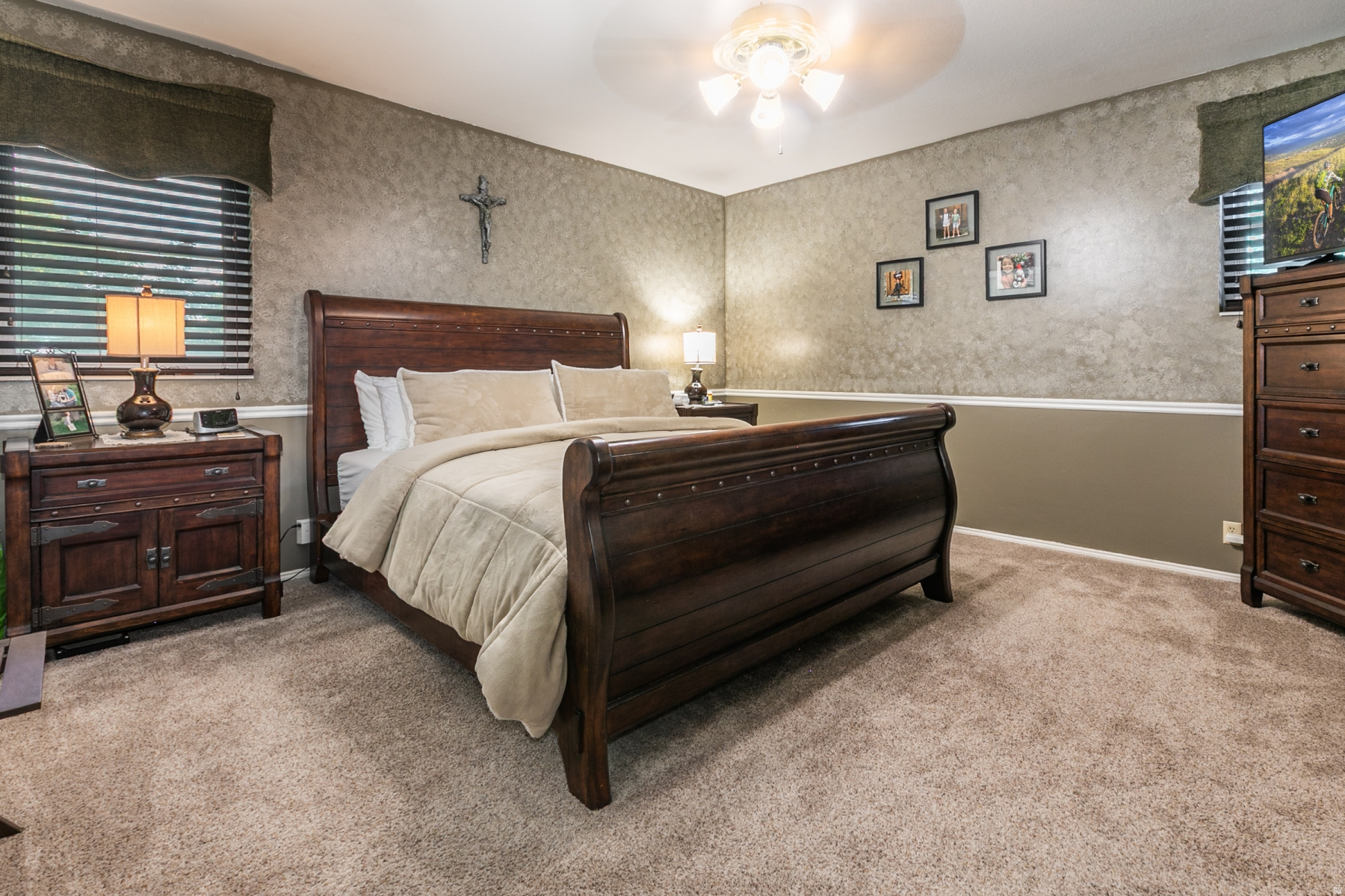 COUNTRY MEADOWS #D - Residential